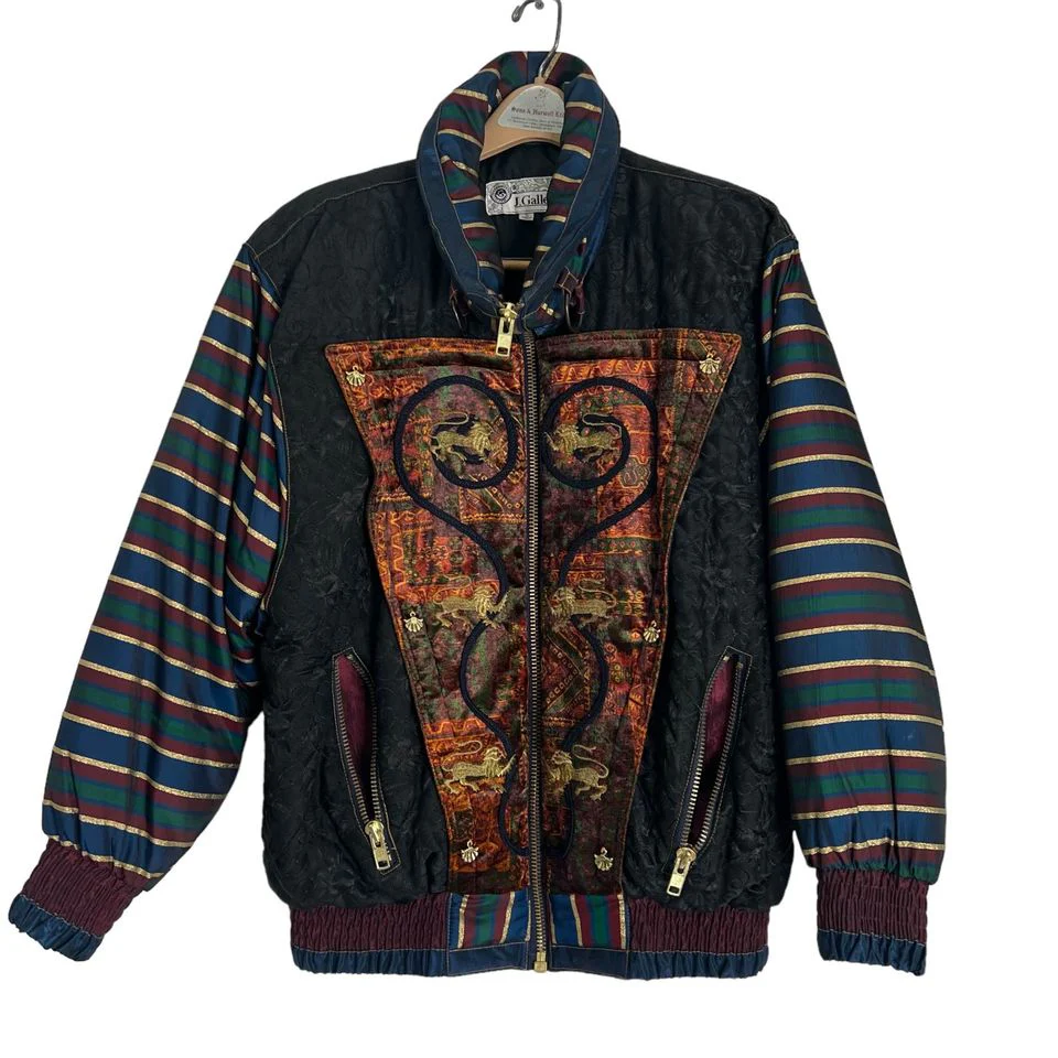 80s/90s Brocade Embroidered Puffy Jacket Coats By J. Gallery - Image 3