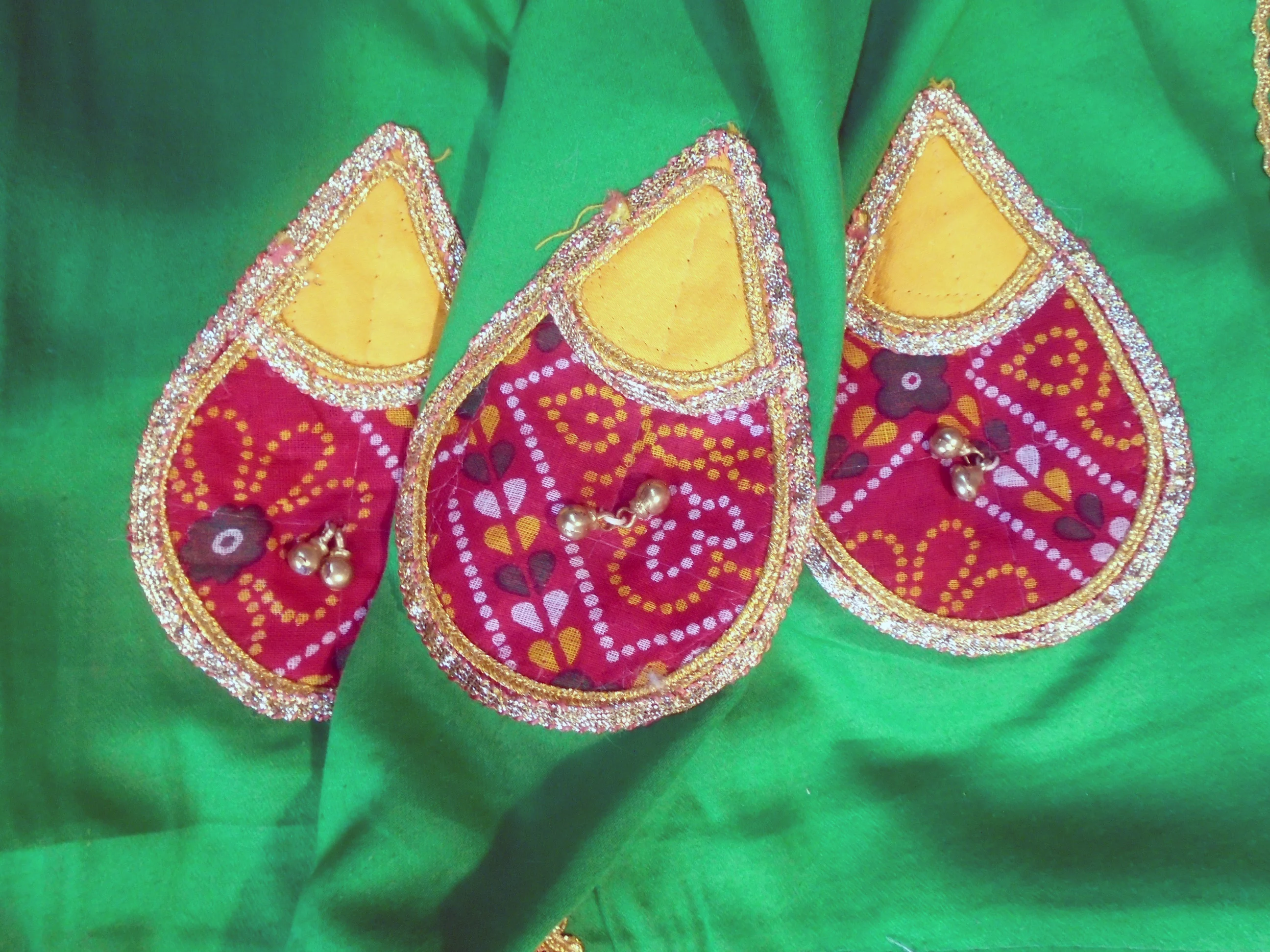80s/90s Christmas Skirt Holiday Banjara Skirt by Modern Enterprise - Image 5