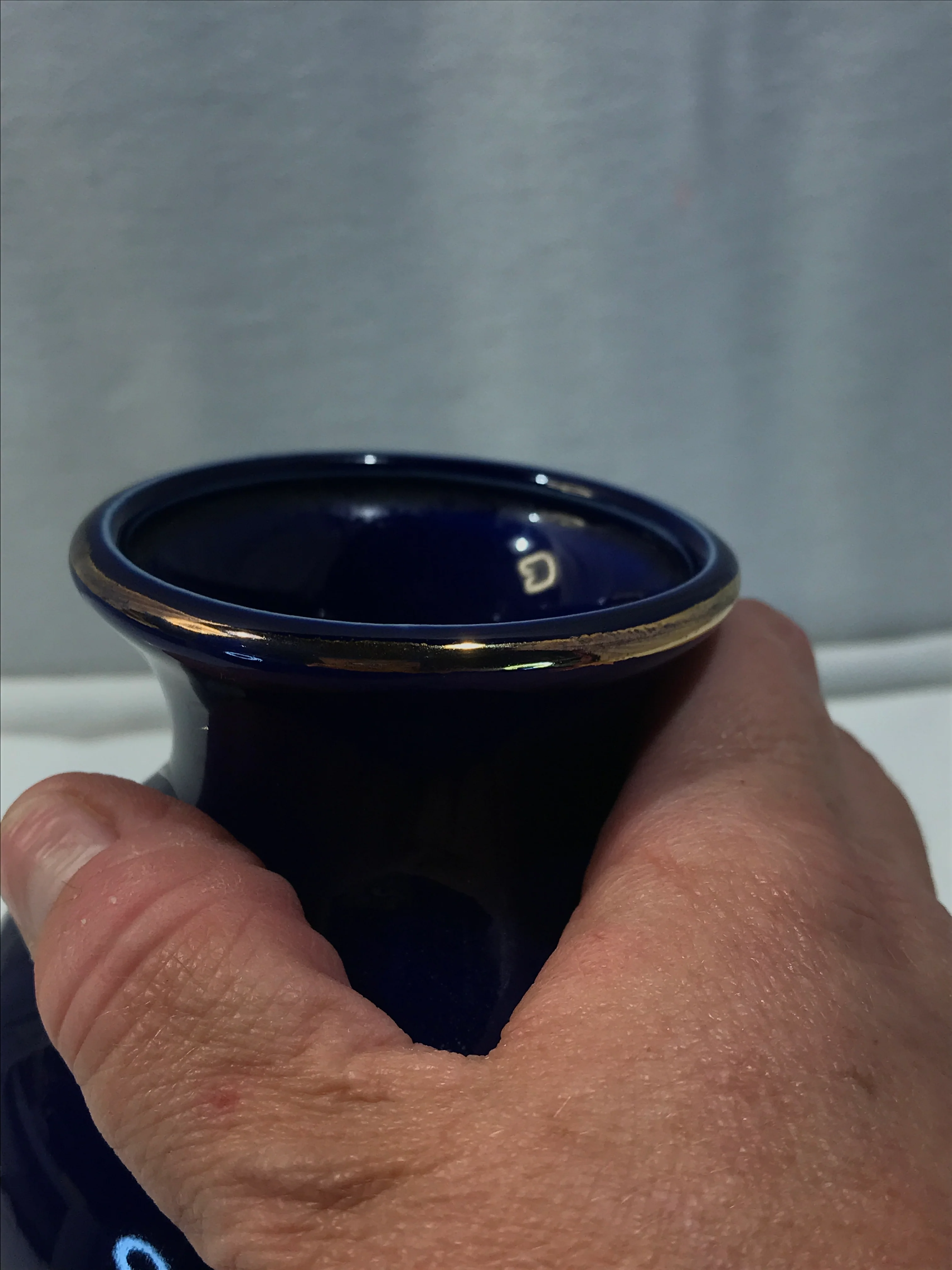 80s/90s Cobalt Blue Rickshaw Flower Vase - Image 6