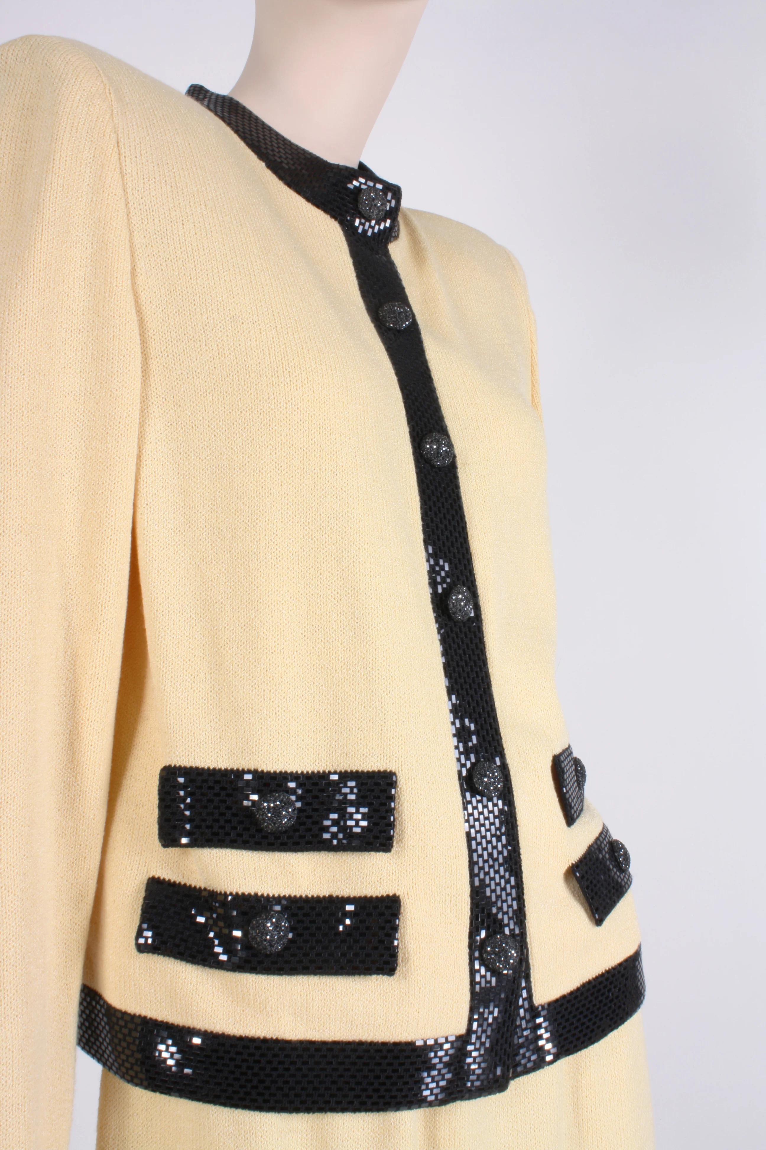 80s/90s Cream Santana Knit Sequin Jacket Skirt Suit Set By St. John - Image 5
