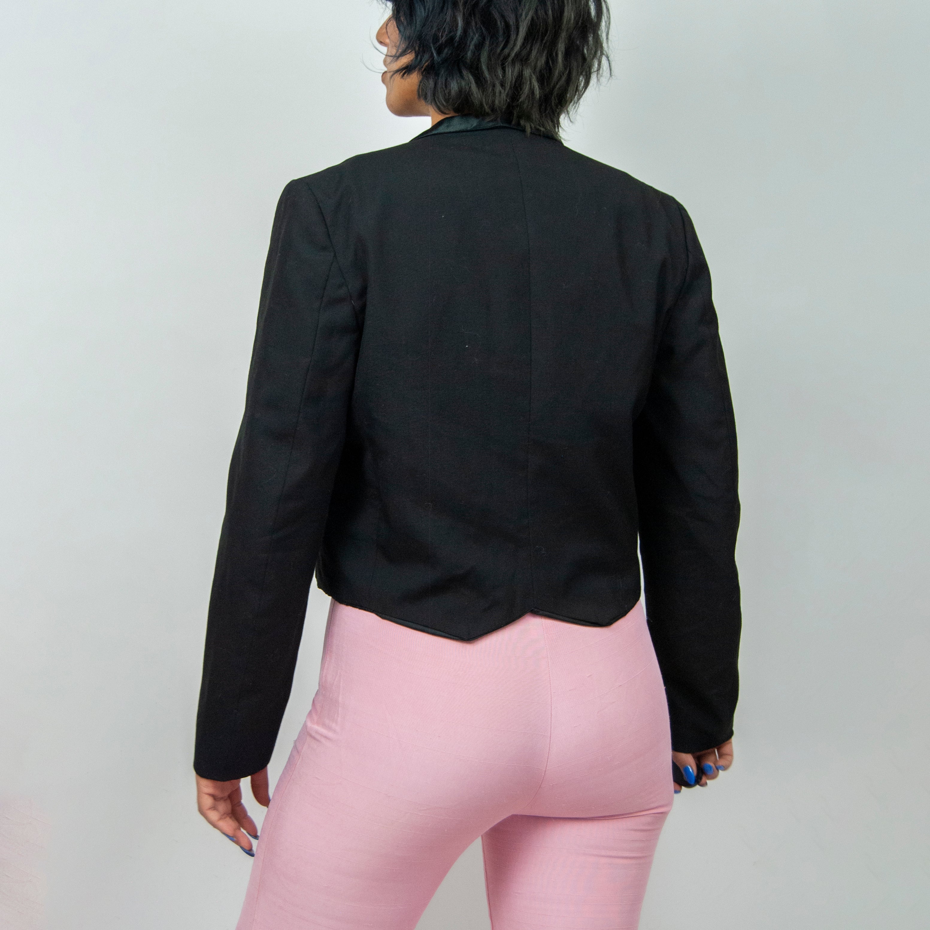80s/90s Cropped Short Tuxedo Satin Blazer - Image 4