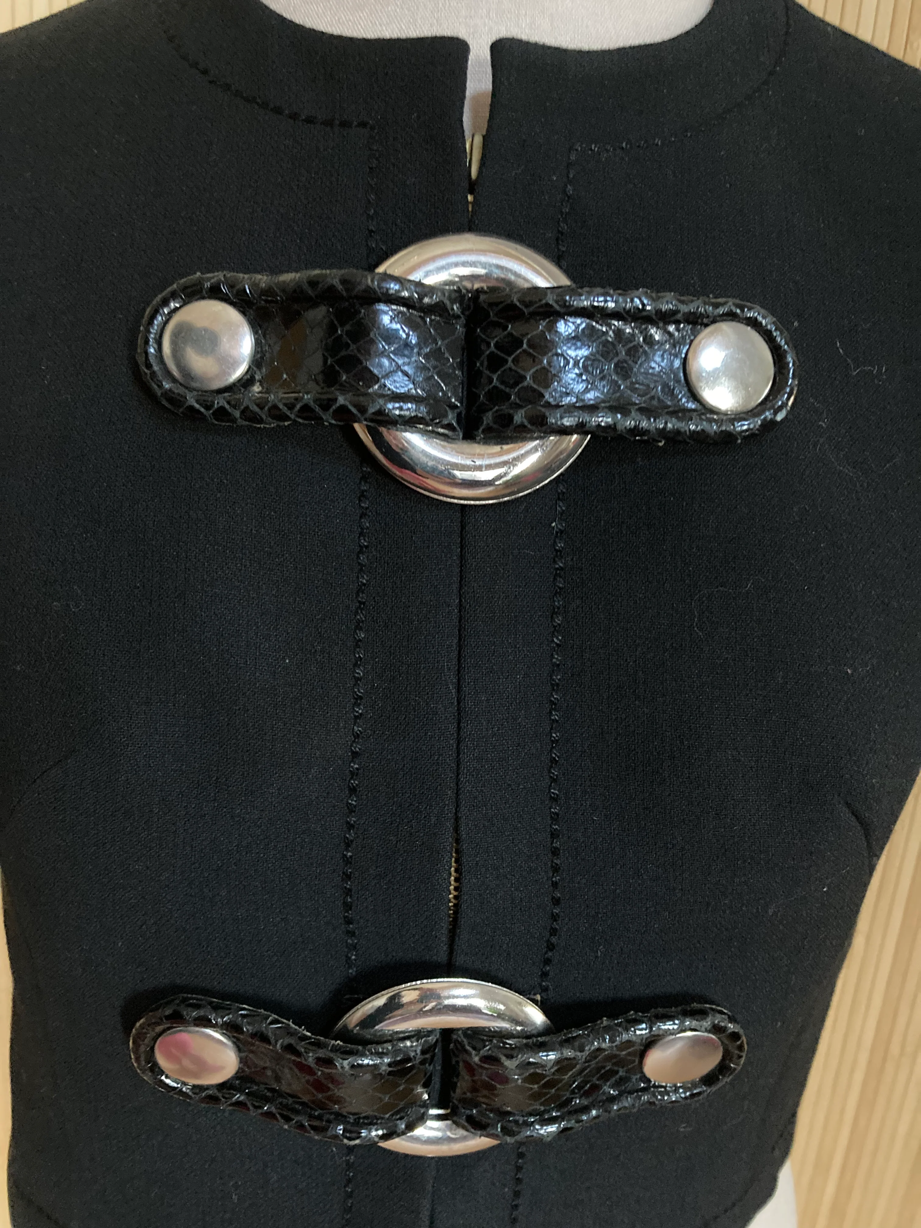 80s/90s Cropped Vest With Metal And Leather Closures - Image 3