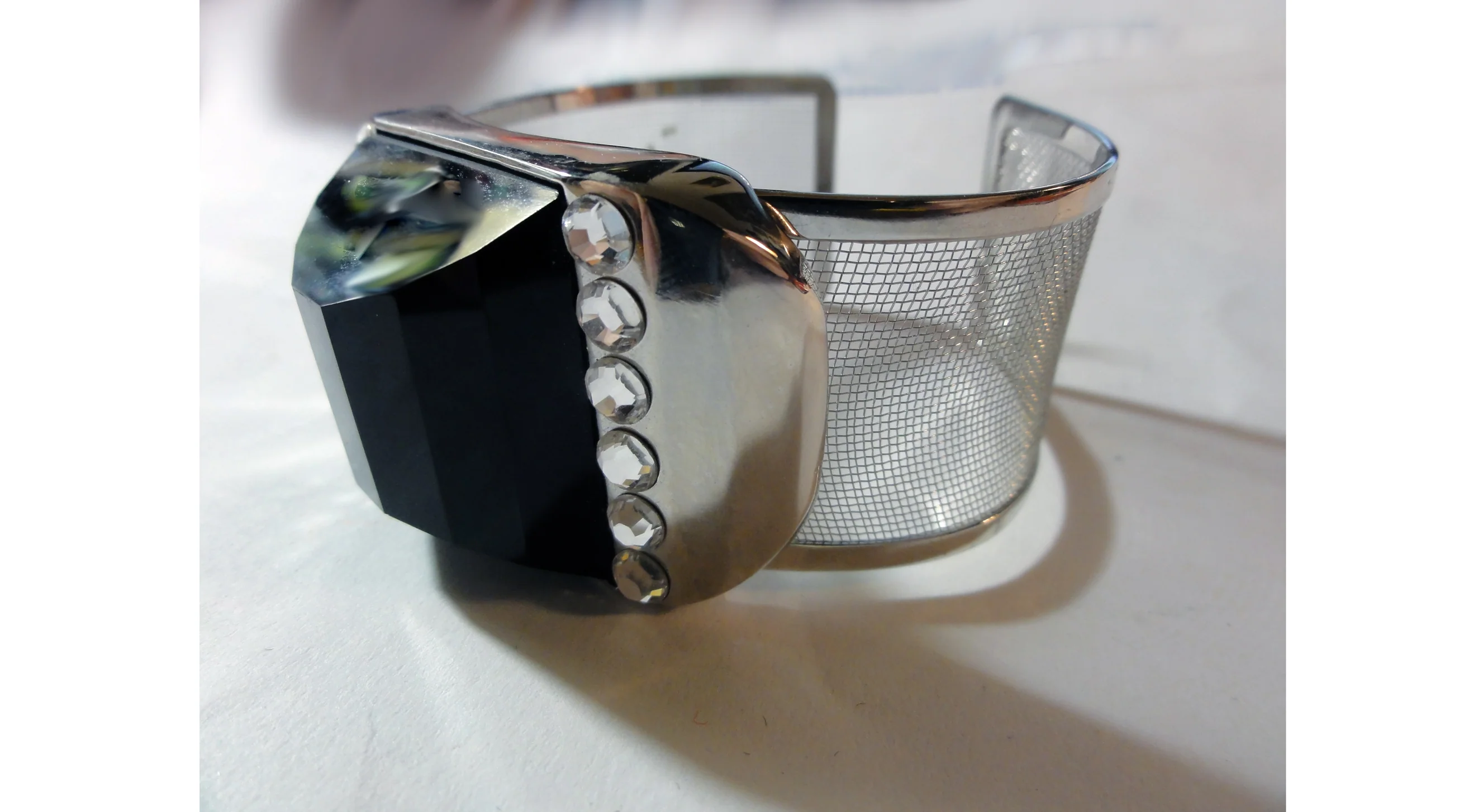 80s/90s Cuff Bracelet Silvertone Mesh Black And Rhinestone By Butler Fifth Avenue Collection - Image 4