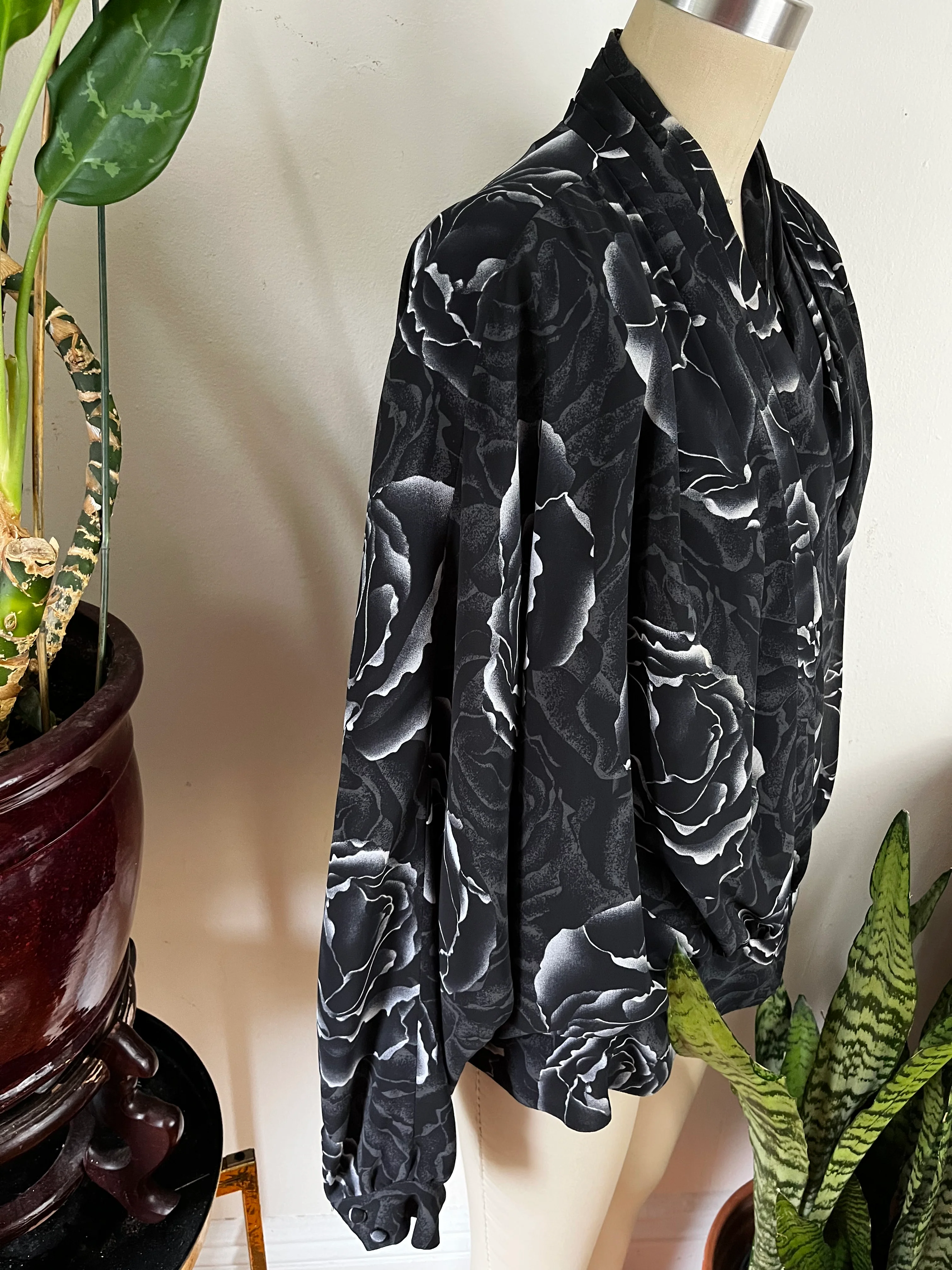 80s/90s Drapey Painter Blouse Rosebud Floral Blouse Wrap By Chaus - Image 3