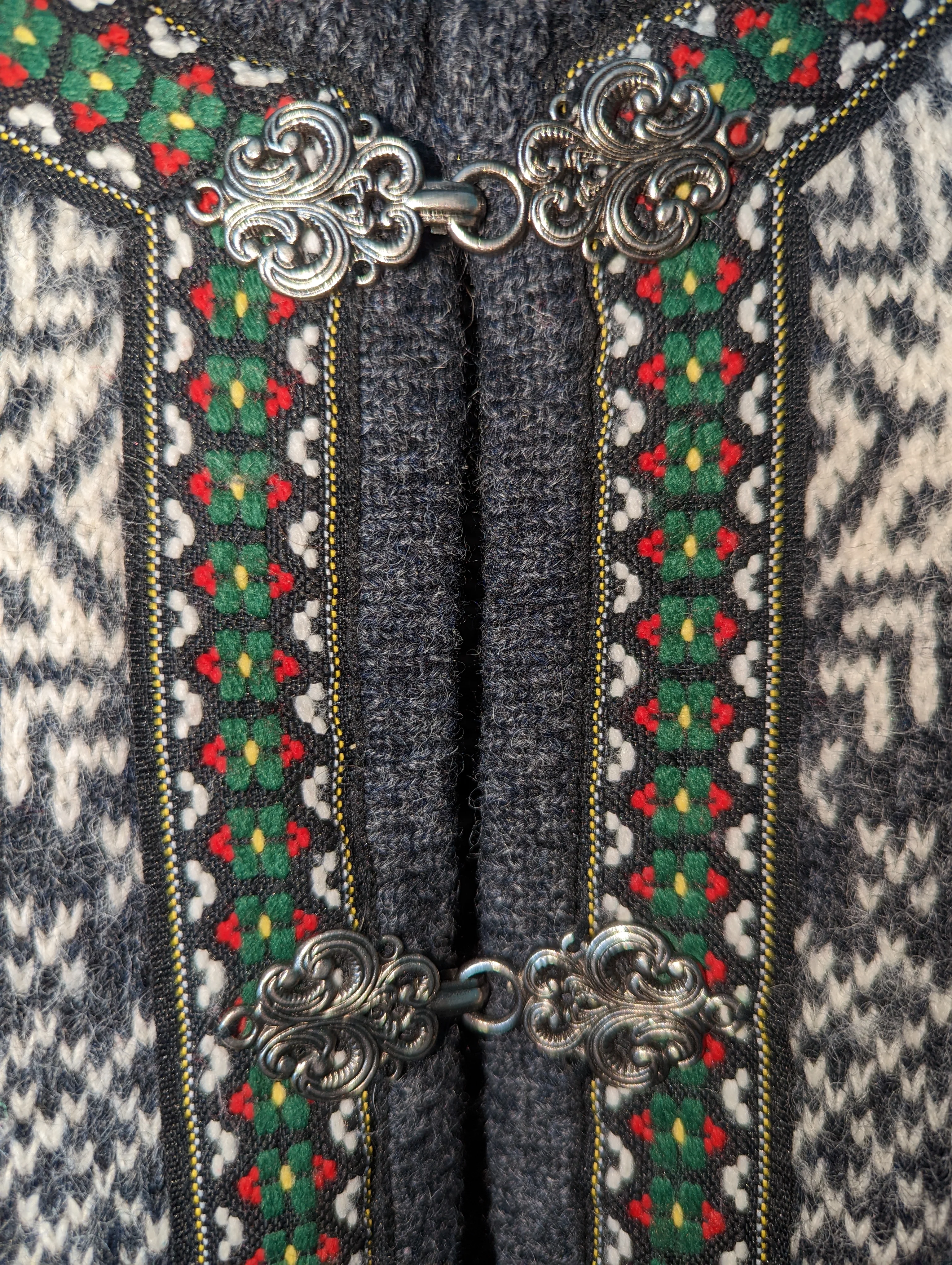 80s/90s Fair Isle Nordic Cardigan Sweater Wool Unisex By Squaw Valley - Image 4