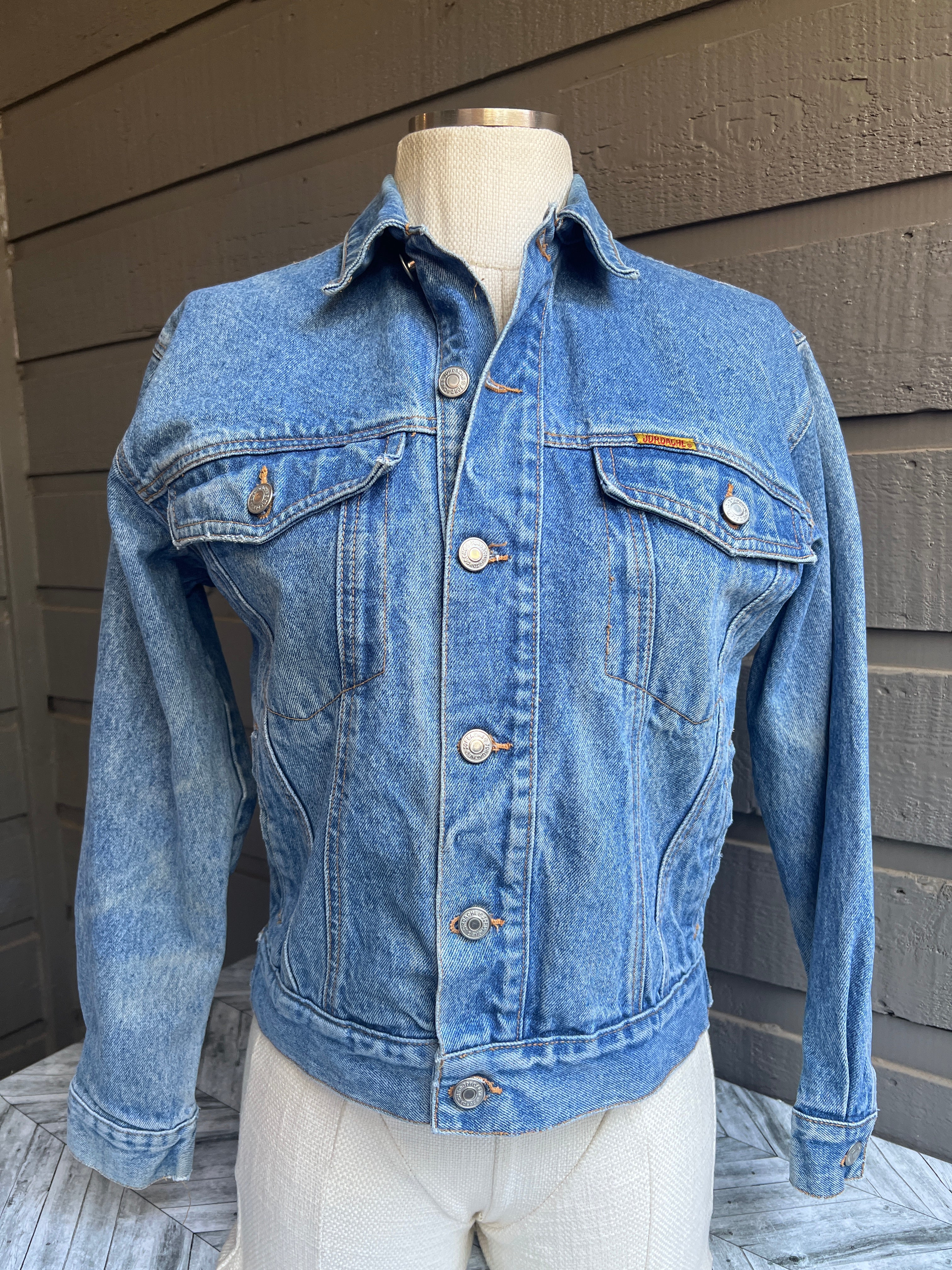 80s/90s Fitted Blue Denim Distressed Jean Jacket By Jordache - Image 3