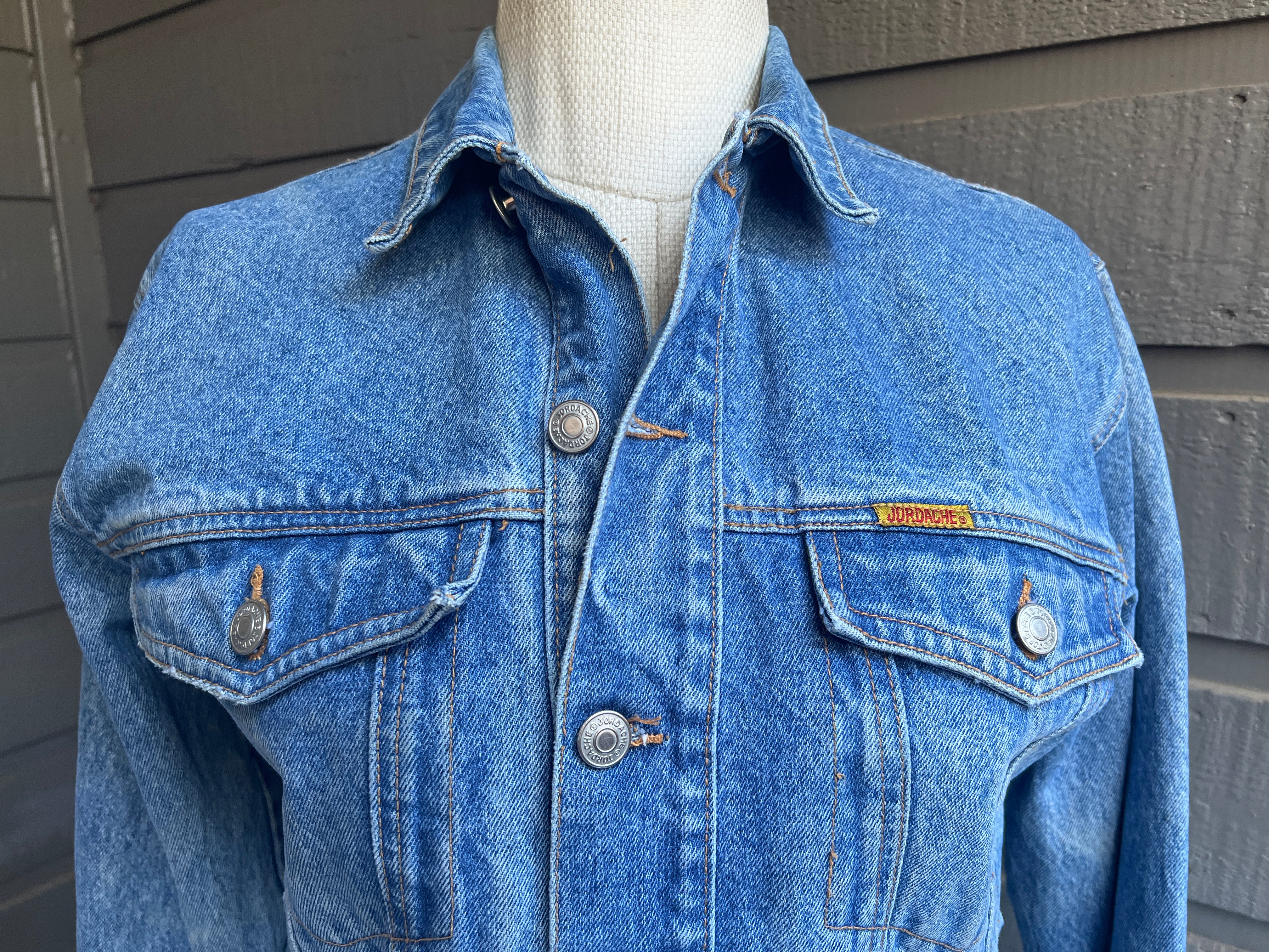 80s/90s Fitted Blue Denim Distressed Jean Jacket By Jordache - Image 4