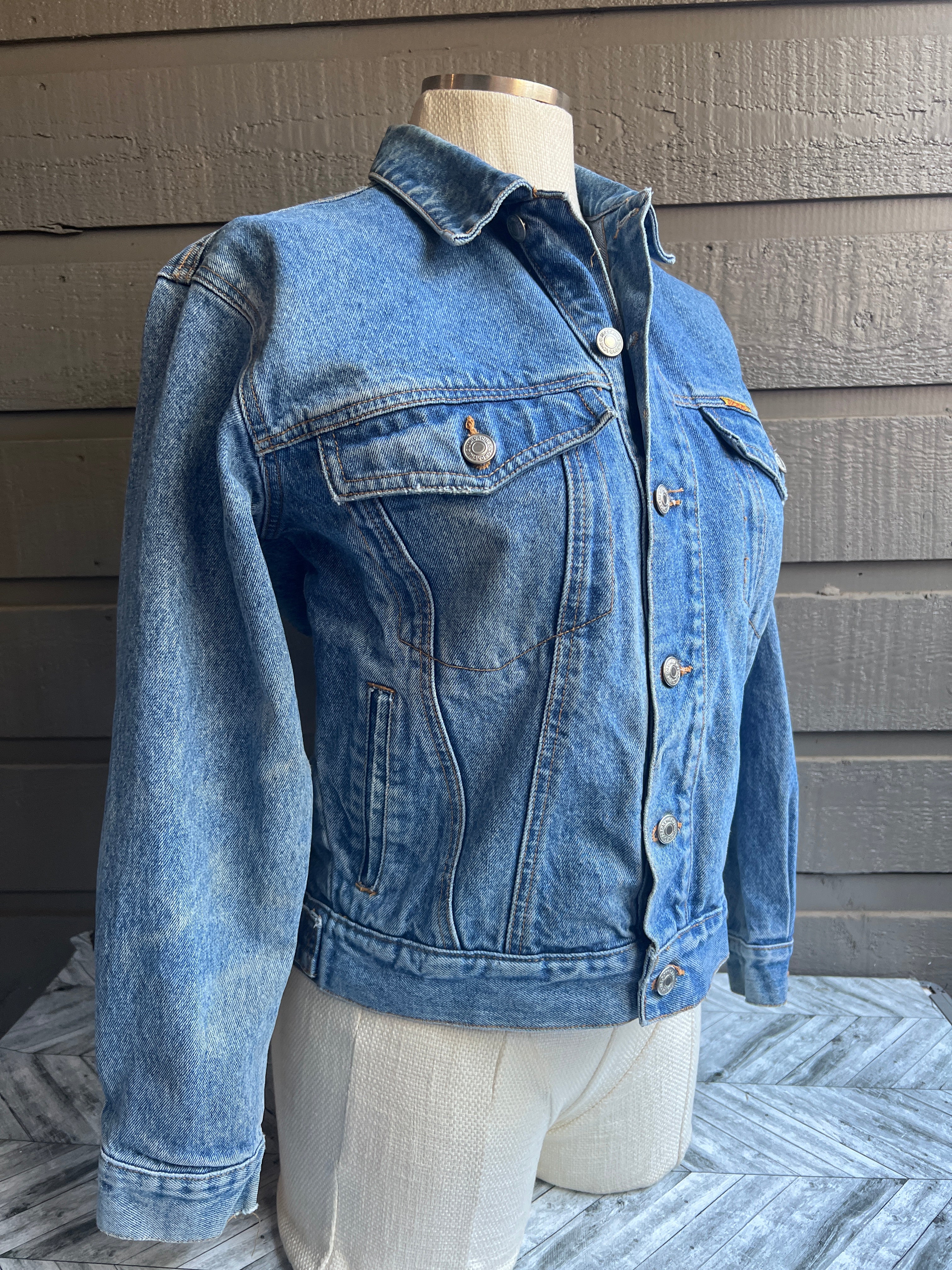80s/90s Fitted Blue Denim Distressed Jean Jacket By Jordache - Image 7