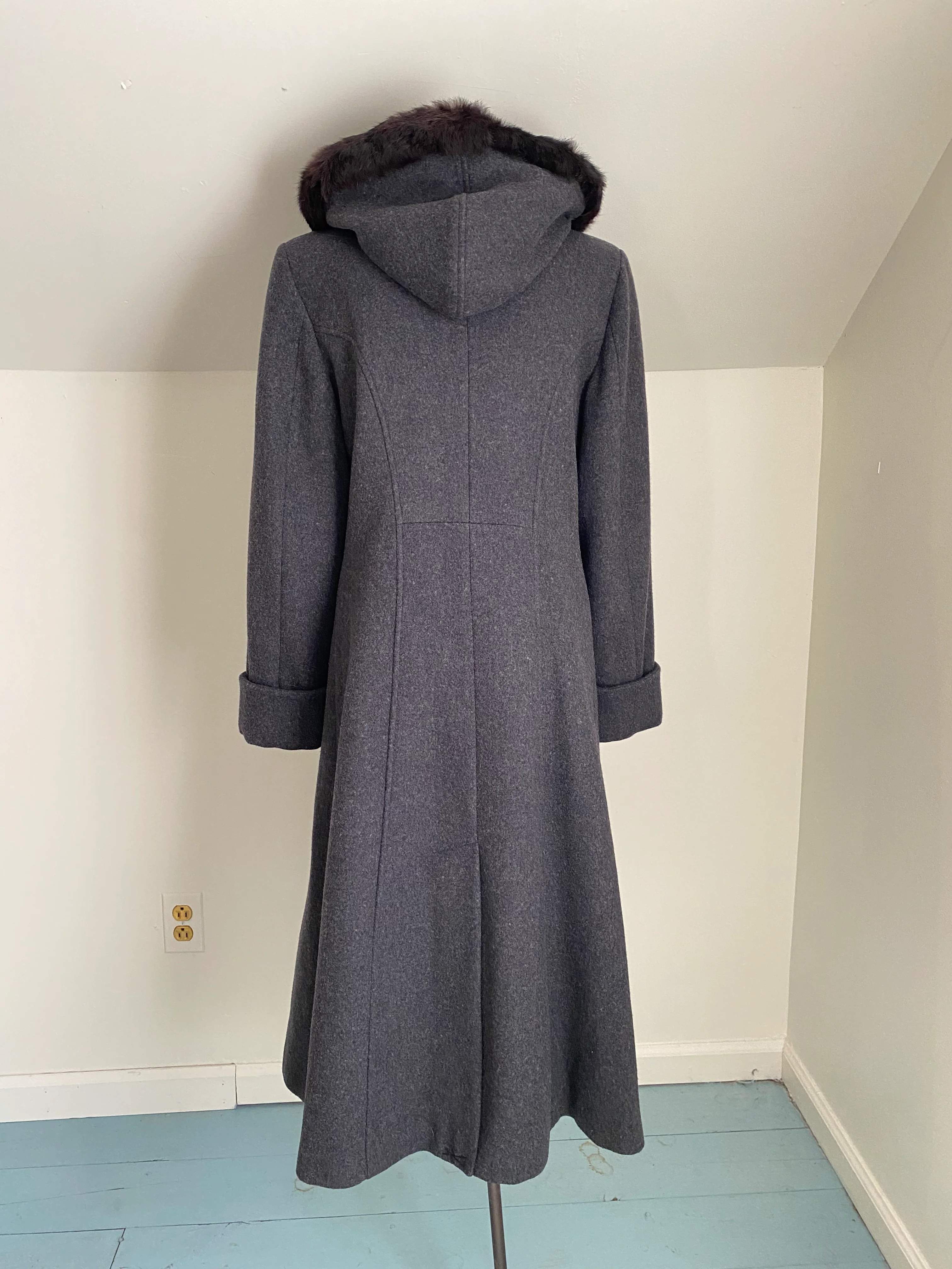 90s/00s Full Length Wool Overcoat With Fur Trim Hood By Worthington - Image 9
