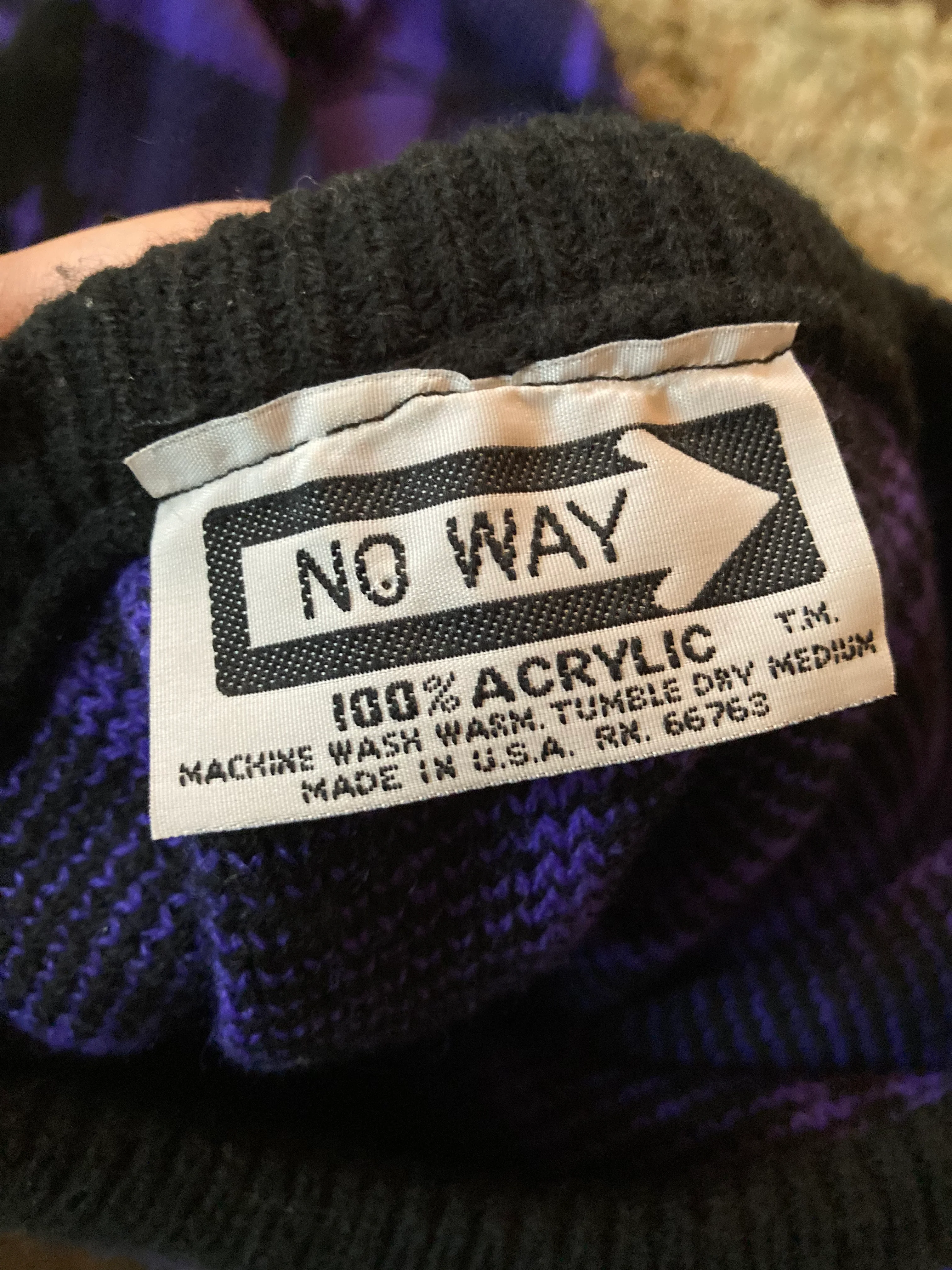 80s/90s Geometric Halloween Acrylic Sweater By No Way - Image 6