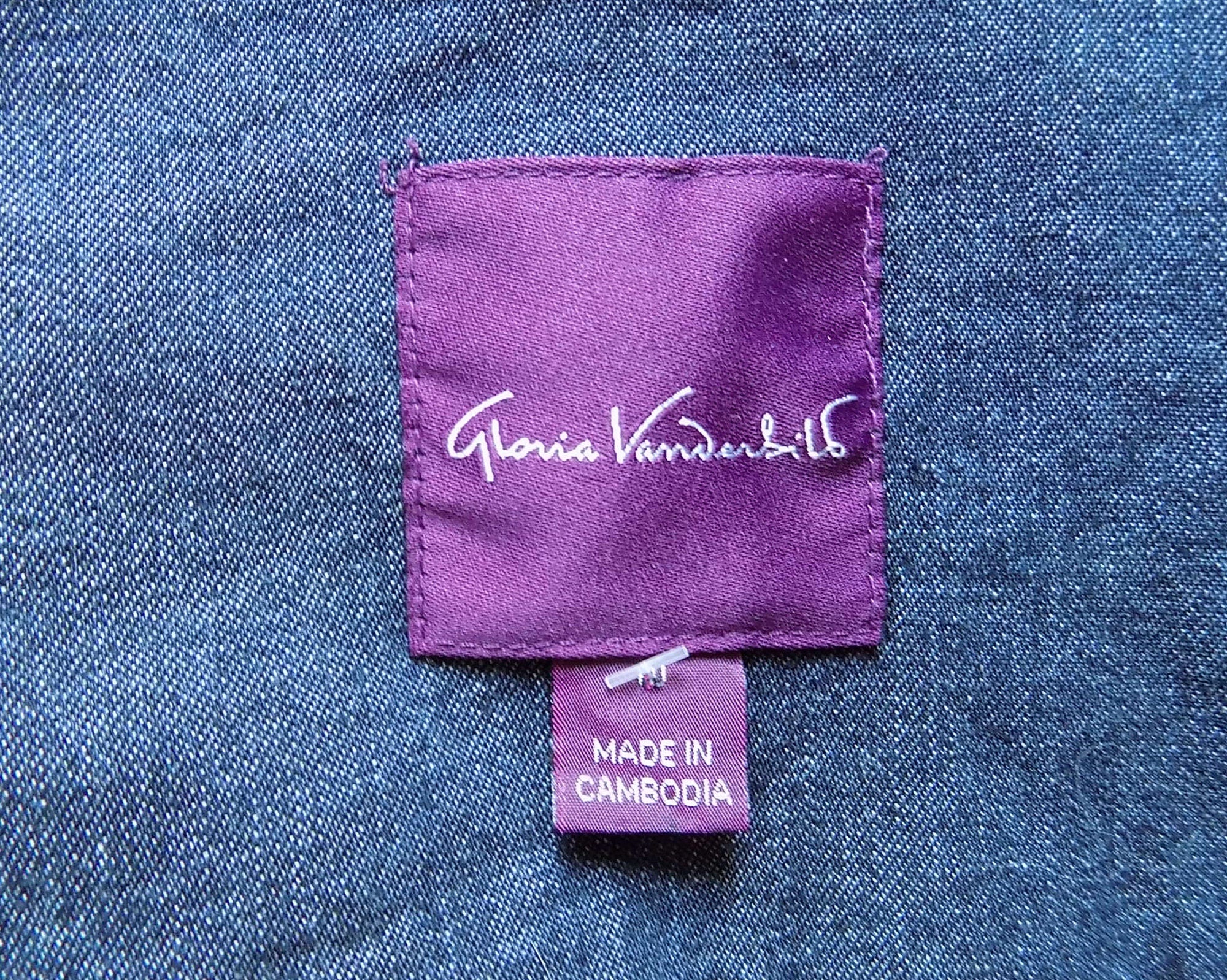 80s 90s Gloria Vanderbilt Denim Dress with Attached Sash for Wrap Around Look Deep Blue Black 4 Pockets Button Front by Gloria Vanderbilt - Image 2