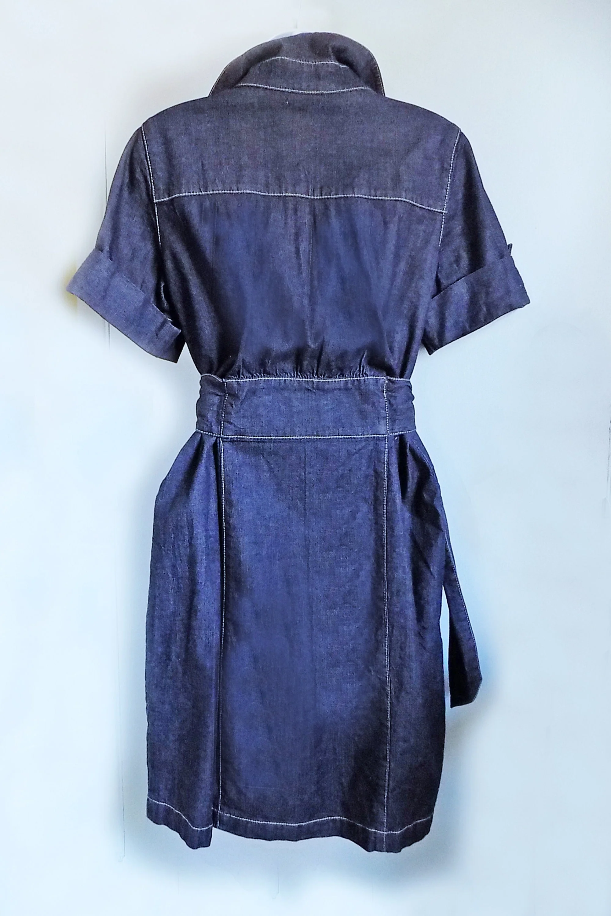 80s 90s Gloria Vanderbilt Denim Dress with Attached Sash for Wrap Around Look Deep Blue Black 4 Pockets Button Front by Gloria Vanderbilt - Image 6