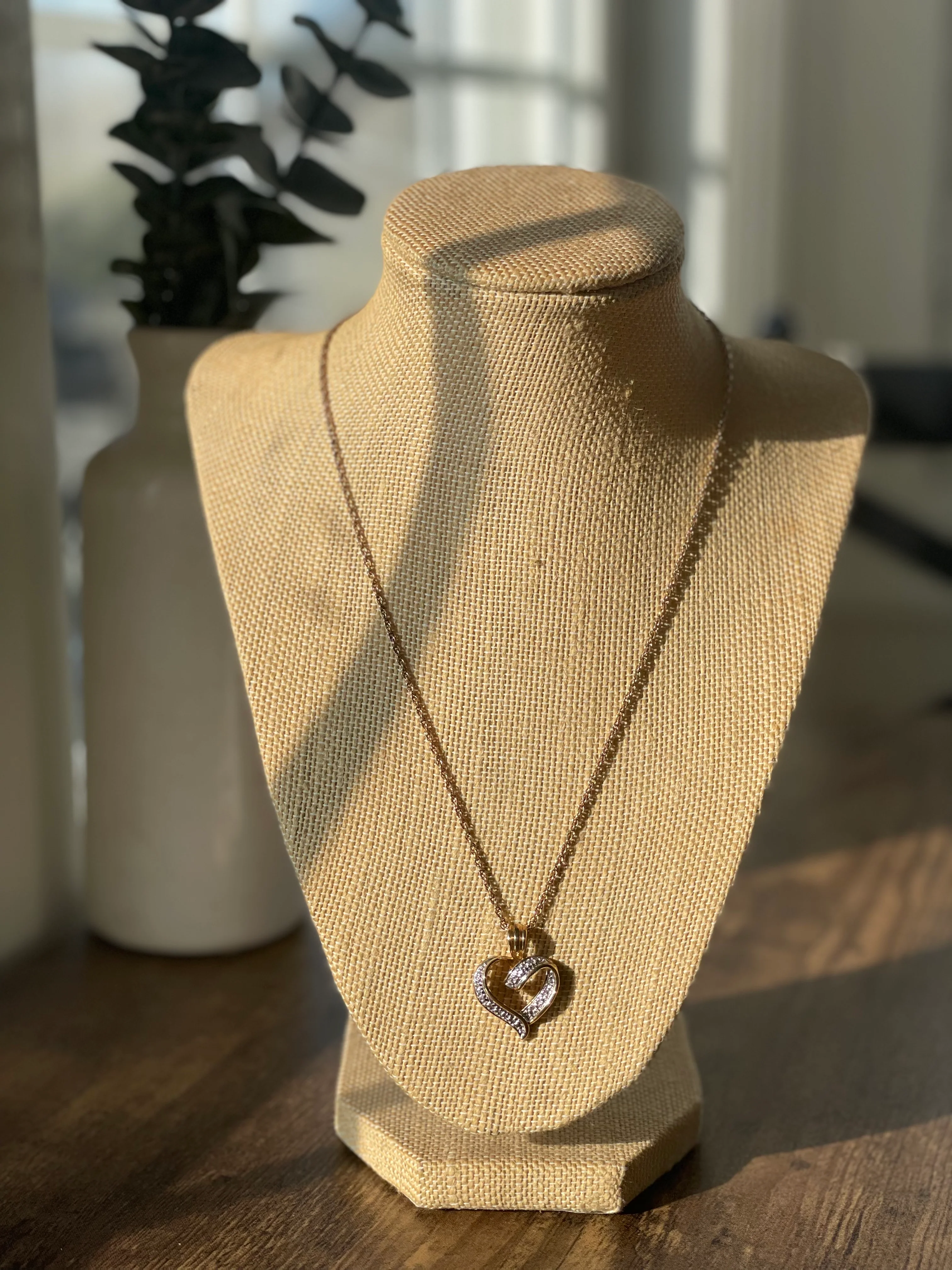 80s/90s Gold Vermeil Heart Necklace - Image 4
