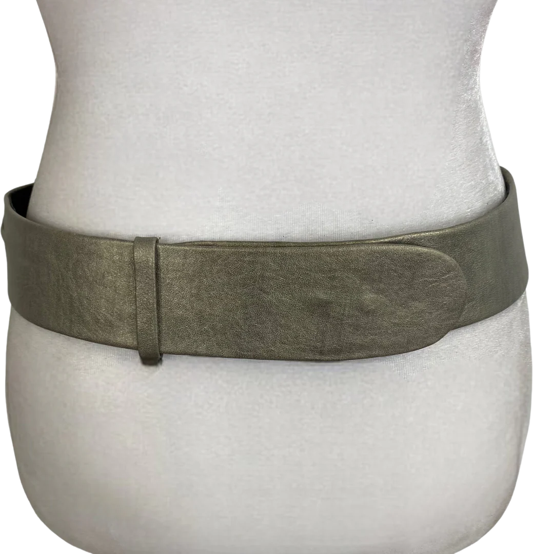 80s/90s Gray Textured Leather Gold Chain Link Crystal Belt by St Maarten - Image 2
