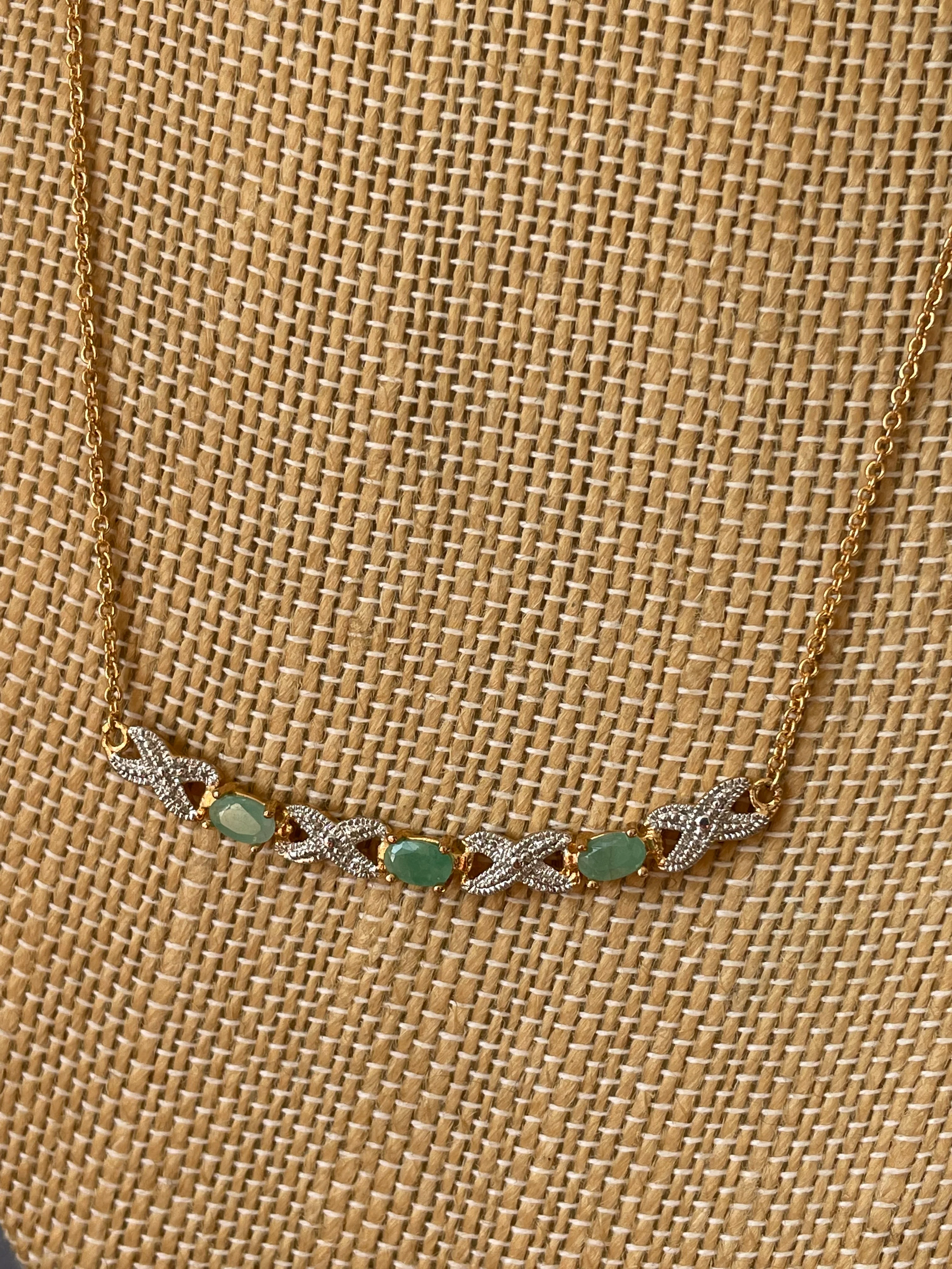 80s/90s Green Chalcedony And Silver Accent Necklace - Image 9