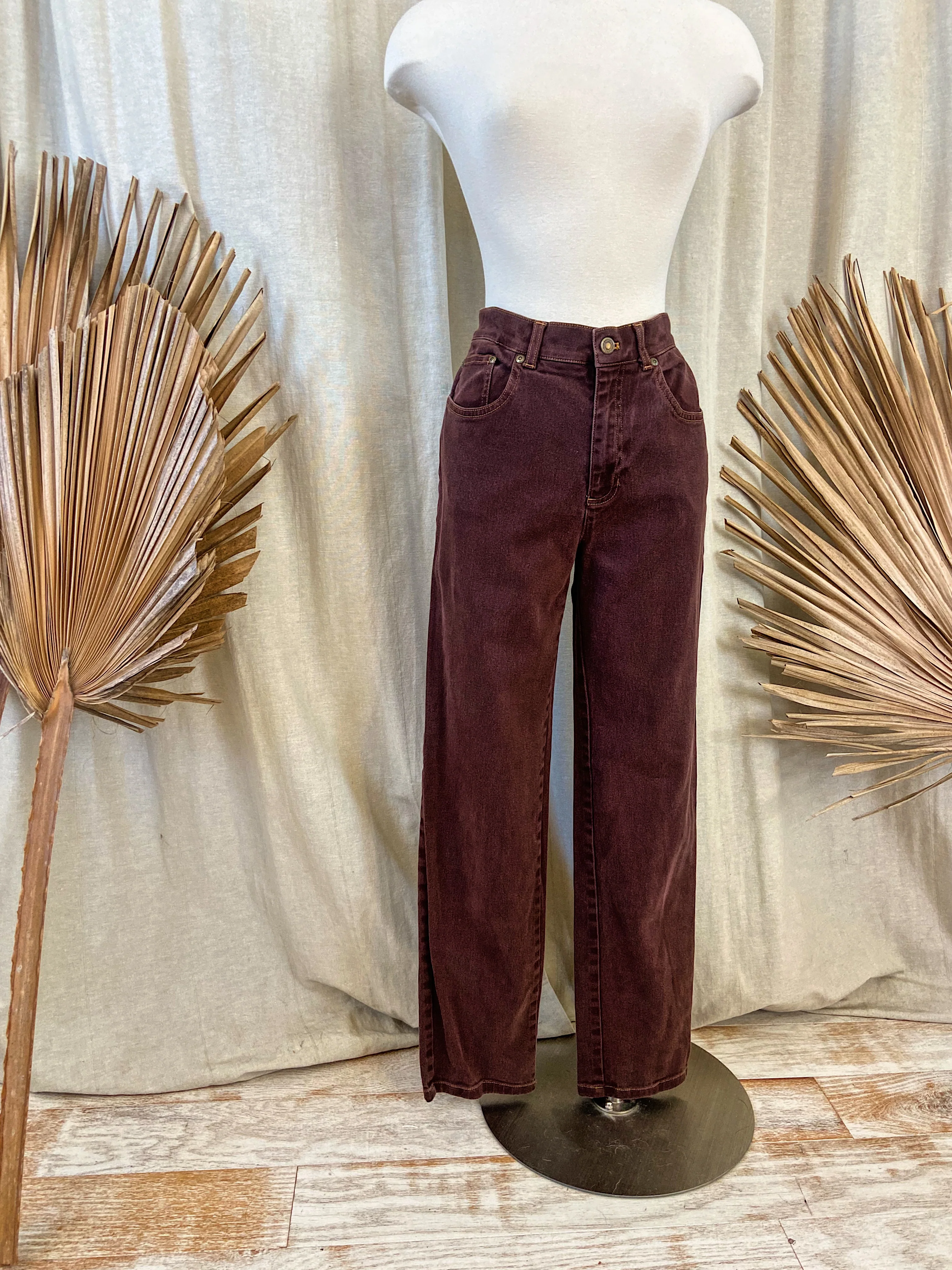 80s/90s High Rise Cheeky Straight Jean In Chocolate Brown By Jones New York - Image 4