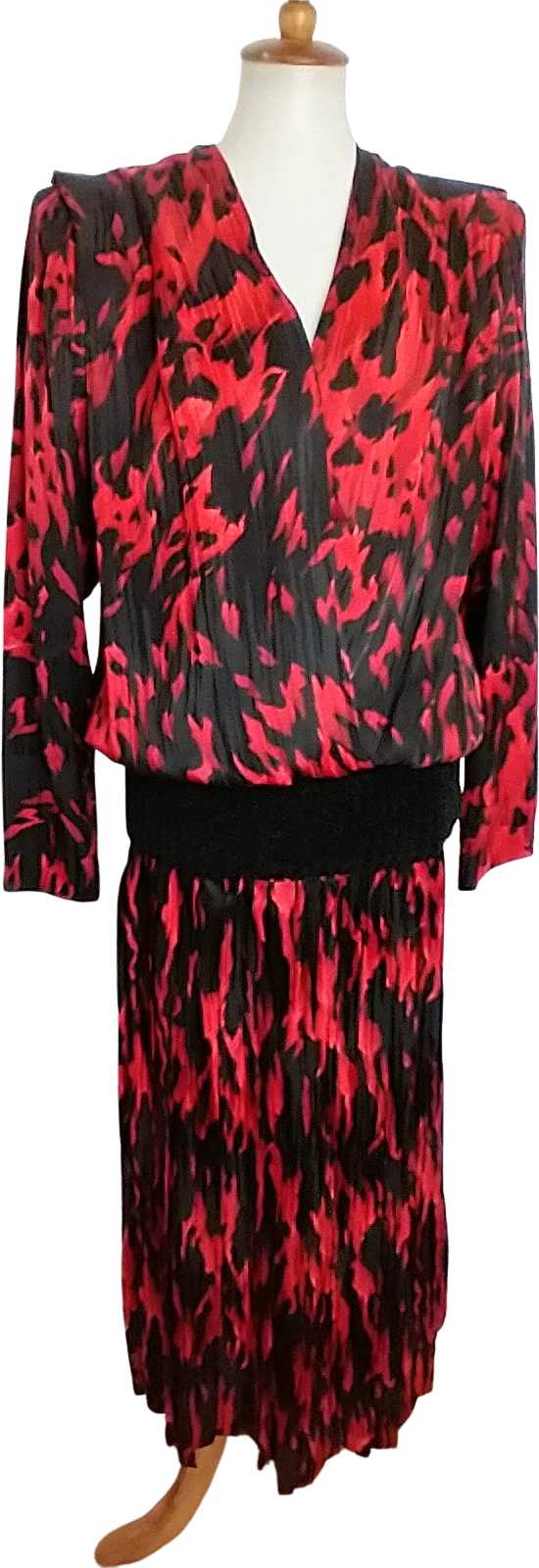 80s/90s Luxury 2pc Jaquard Pleated Silk Ensemble By Norma Waters