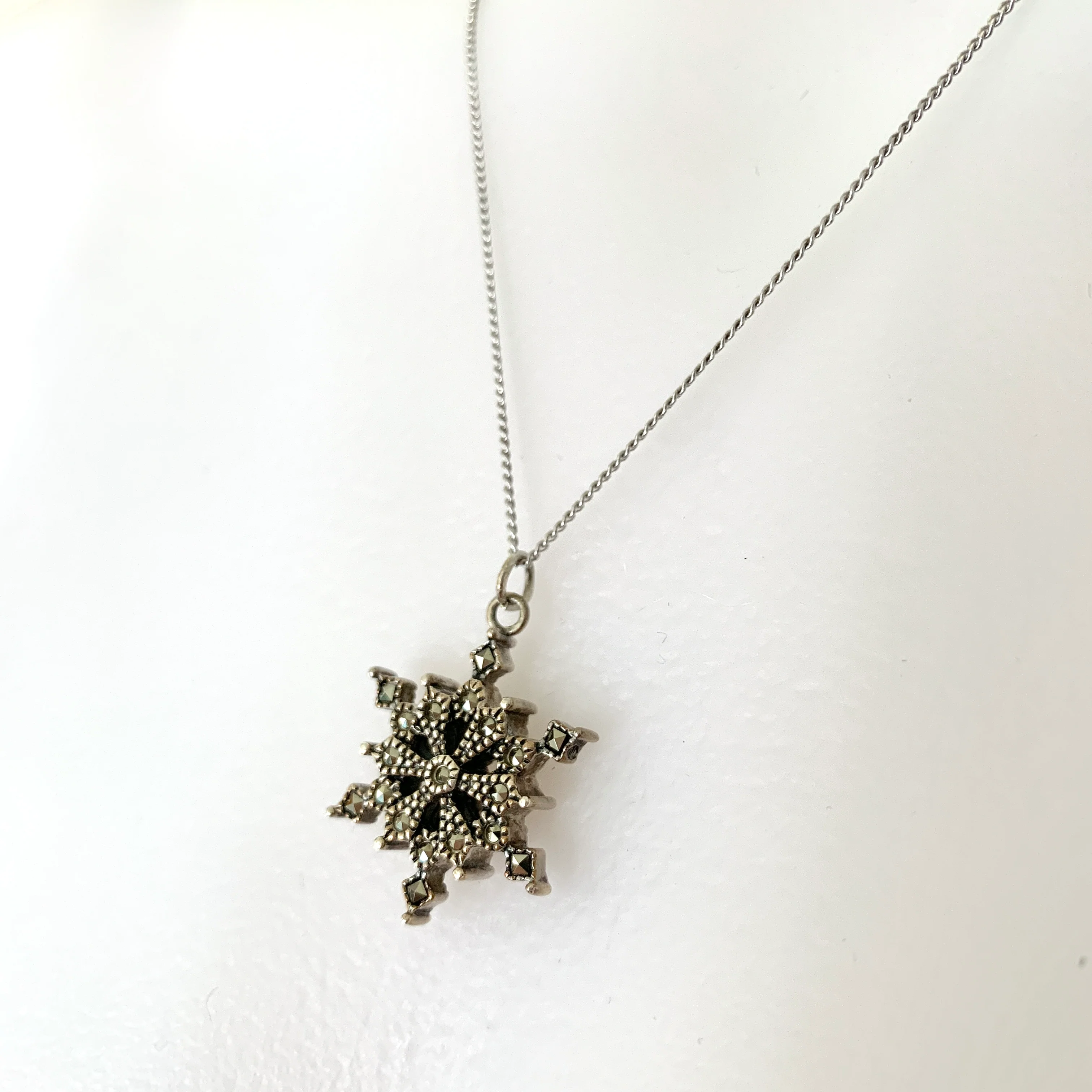 80s/90s Marcasite And Sterling Silver Snowflake Necklace By Judith Jack - Image 3
