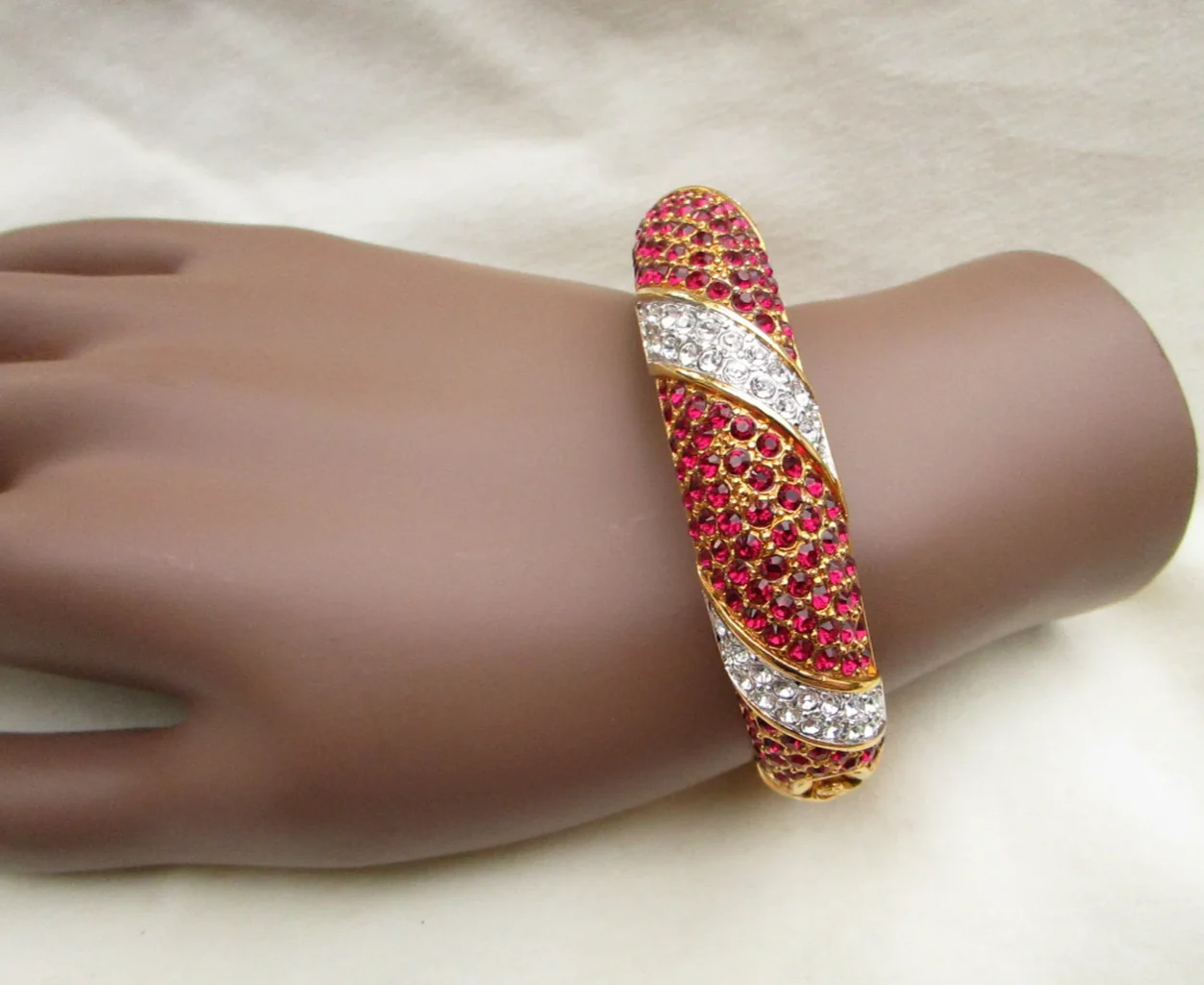 80s/90s Mcm Red And Clear Rhinestone Bangle Bracelet By Jbk / Camrose & Kross - Image 3