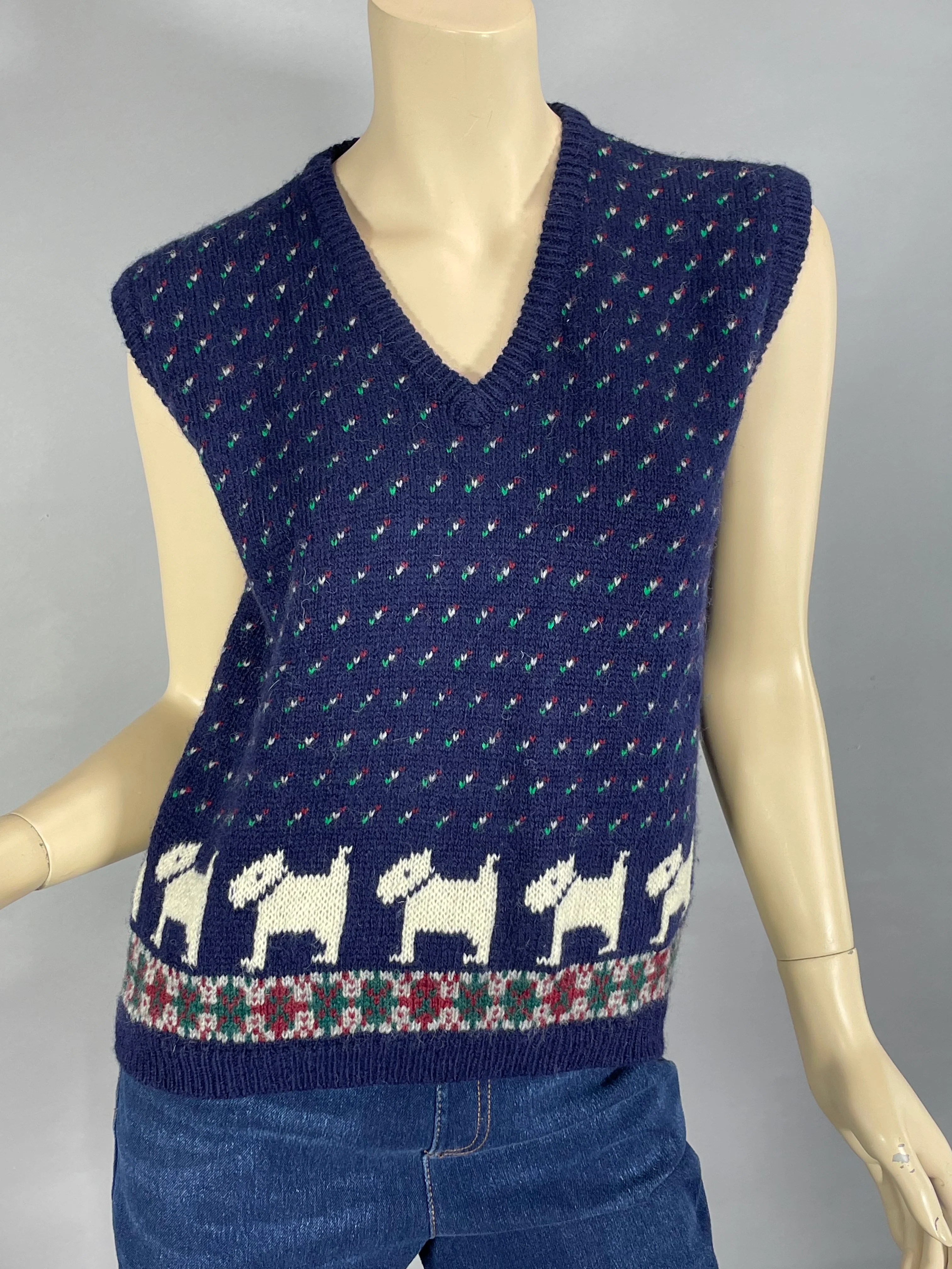 80s/90s Navy Blue Dog Sweater Vest Novelty Print Cozy Vest By Deans of Scotland - Image 7