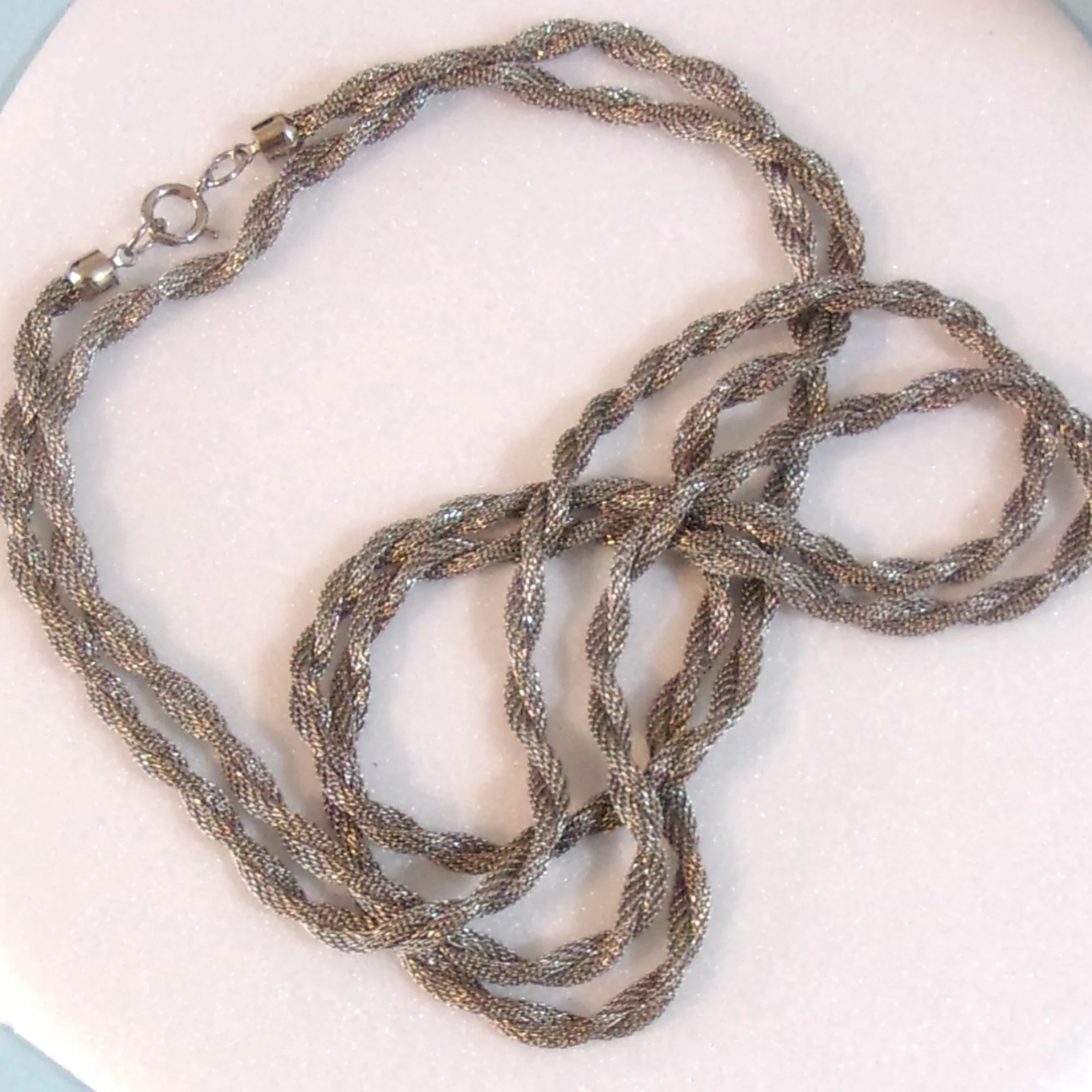 80s/90s Necklace Twisted Silvertone Mesh - Image 4