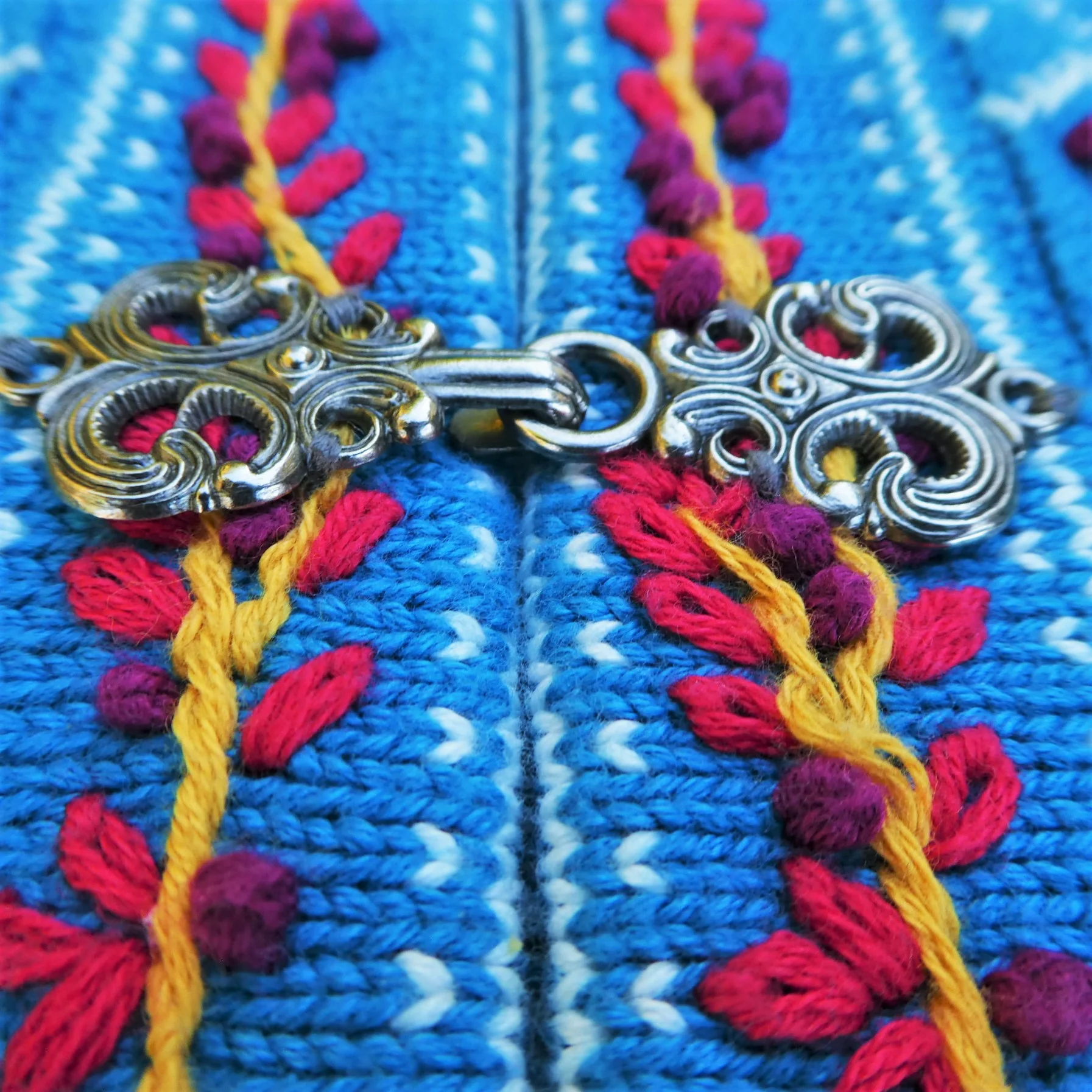 80s/90s Nordic Fair Isle Cardigan Antique Silver Clasps Xl By Norm Thompson - Image 2