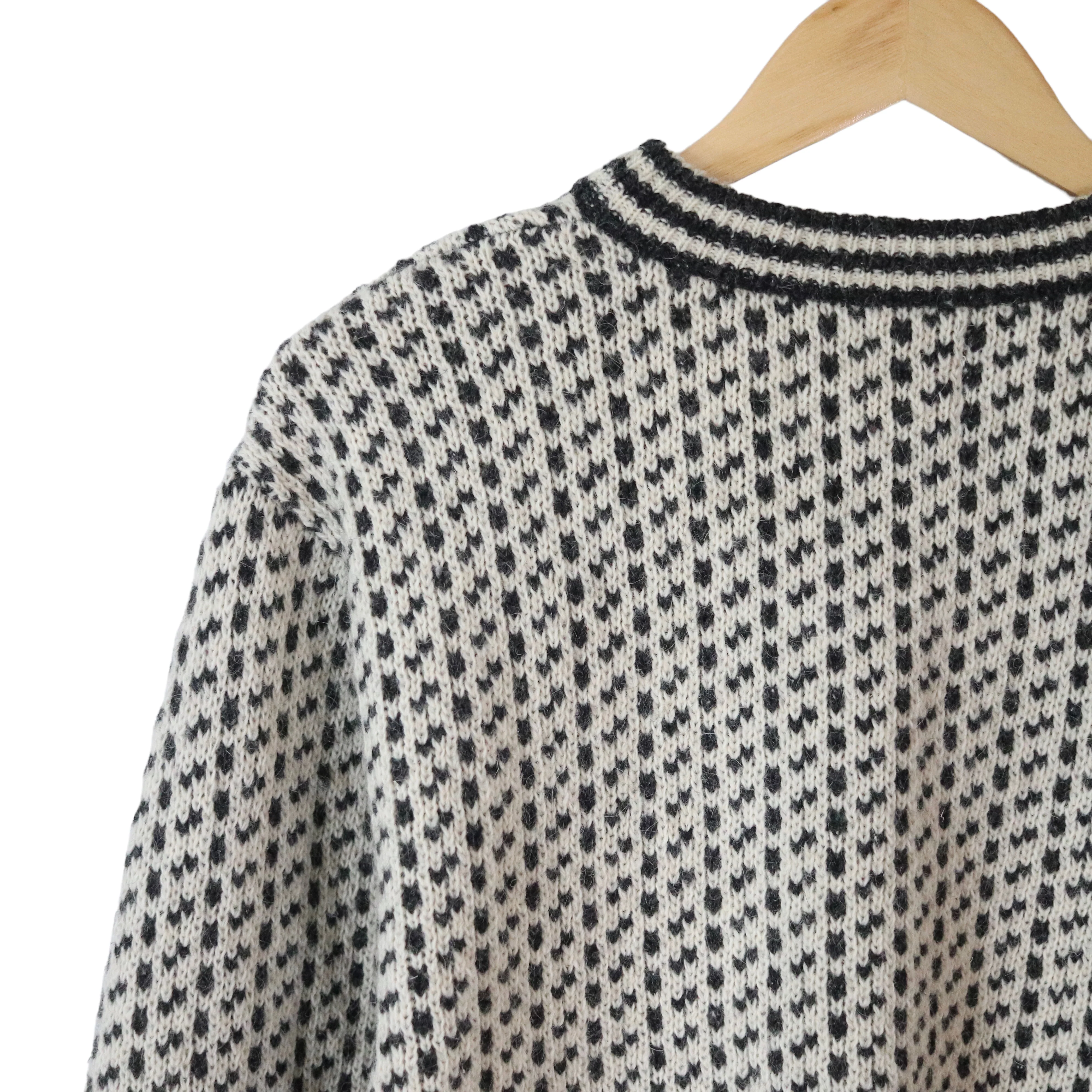 80s/90s Norwegian Birds Eye Knit Warm Wool Sweater Norway By L.L. Bean - Image 4