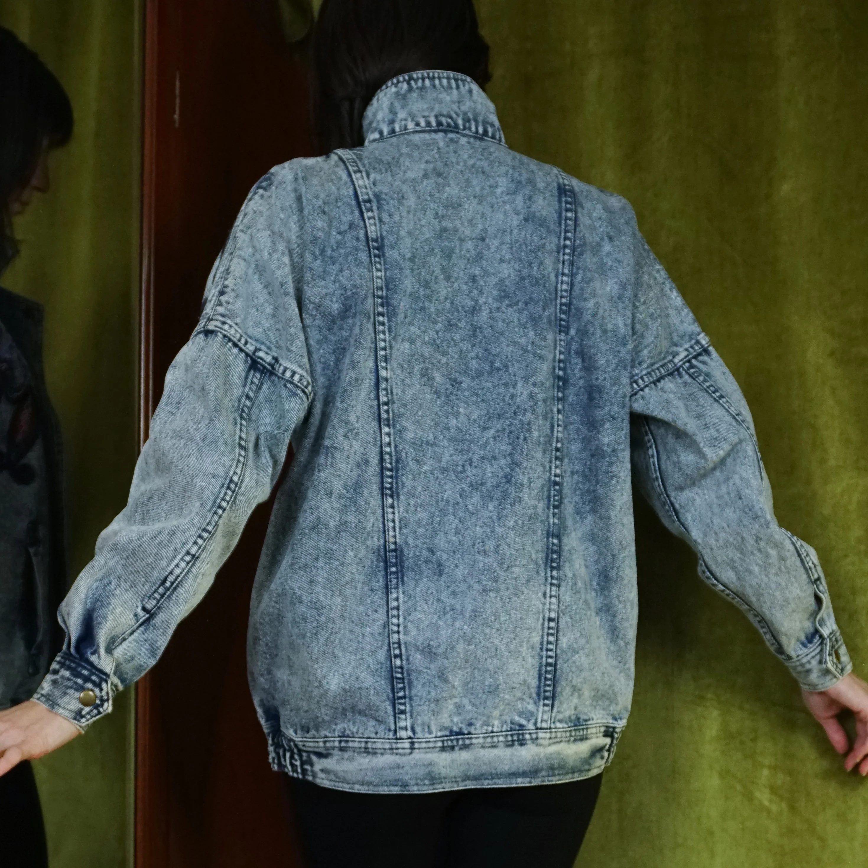 80s/90s Oversized Acid Wash Embellished Denim Jacket By Vanna White Originals - Image 5