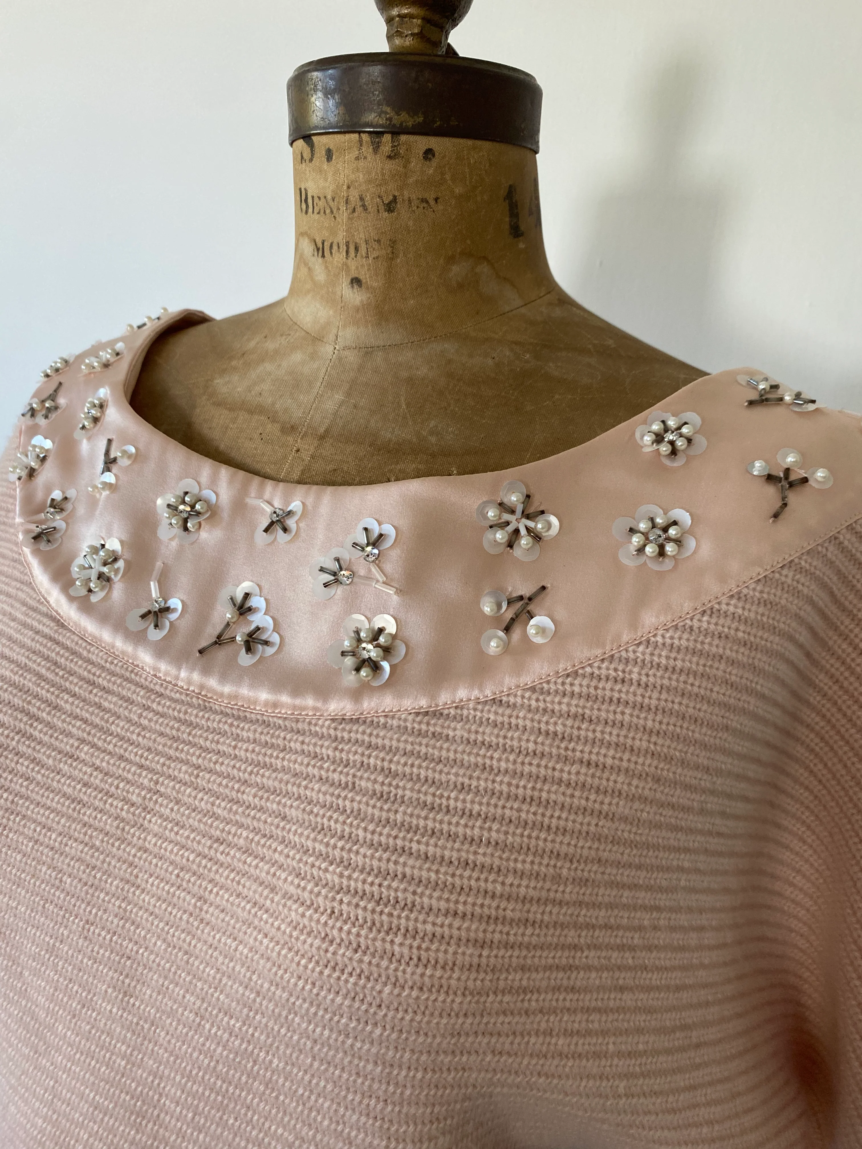 80s/90s Pink Cashmere Hand Beaded Sweater By Christian Dior - Image 4