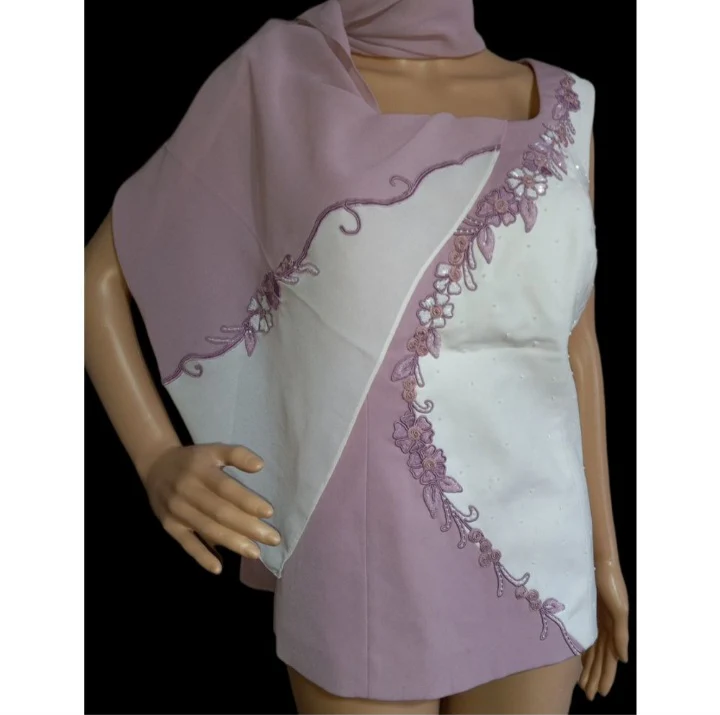 80s/90s Pink Lavender Embellished Polyester Pant Suit By Tony Ward - Image 4