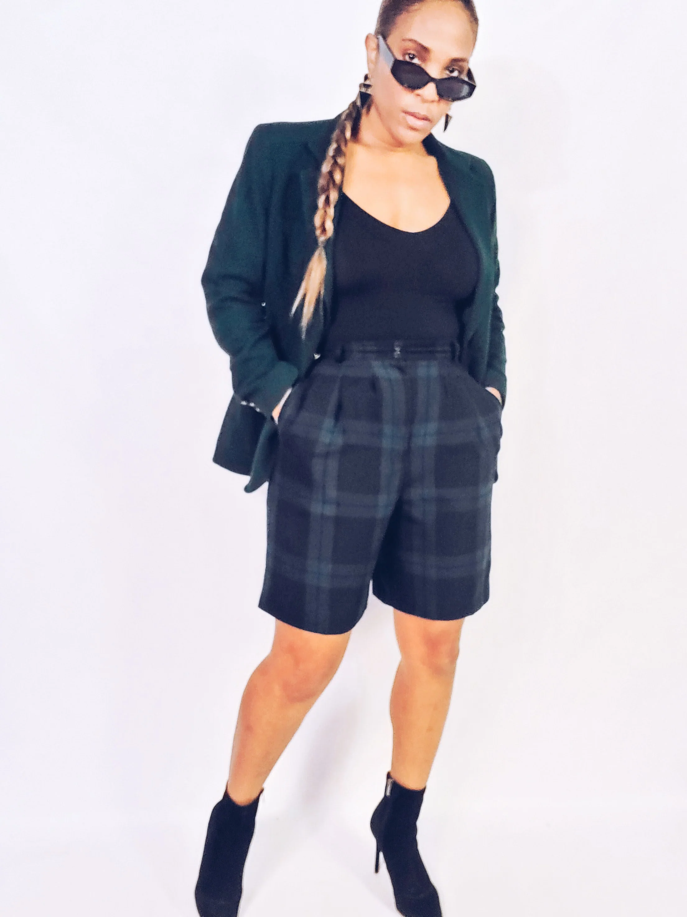 80s/90s Plaid Bermuda Shorts By Donnybrook - Image 3