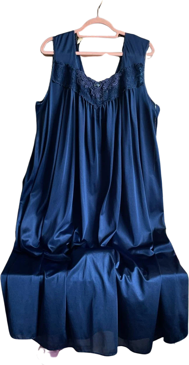 80s/90s Plus Size Volup Floral Lace Nightgown