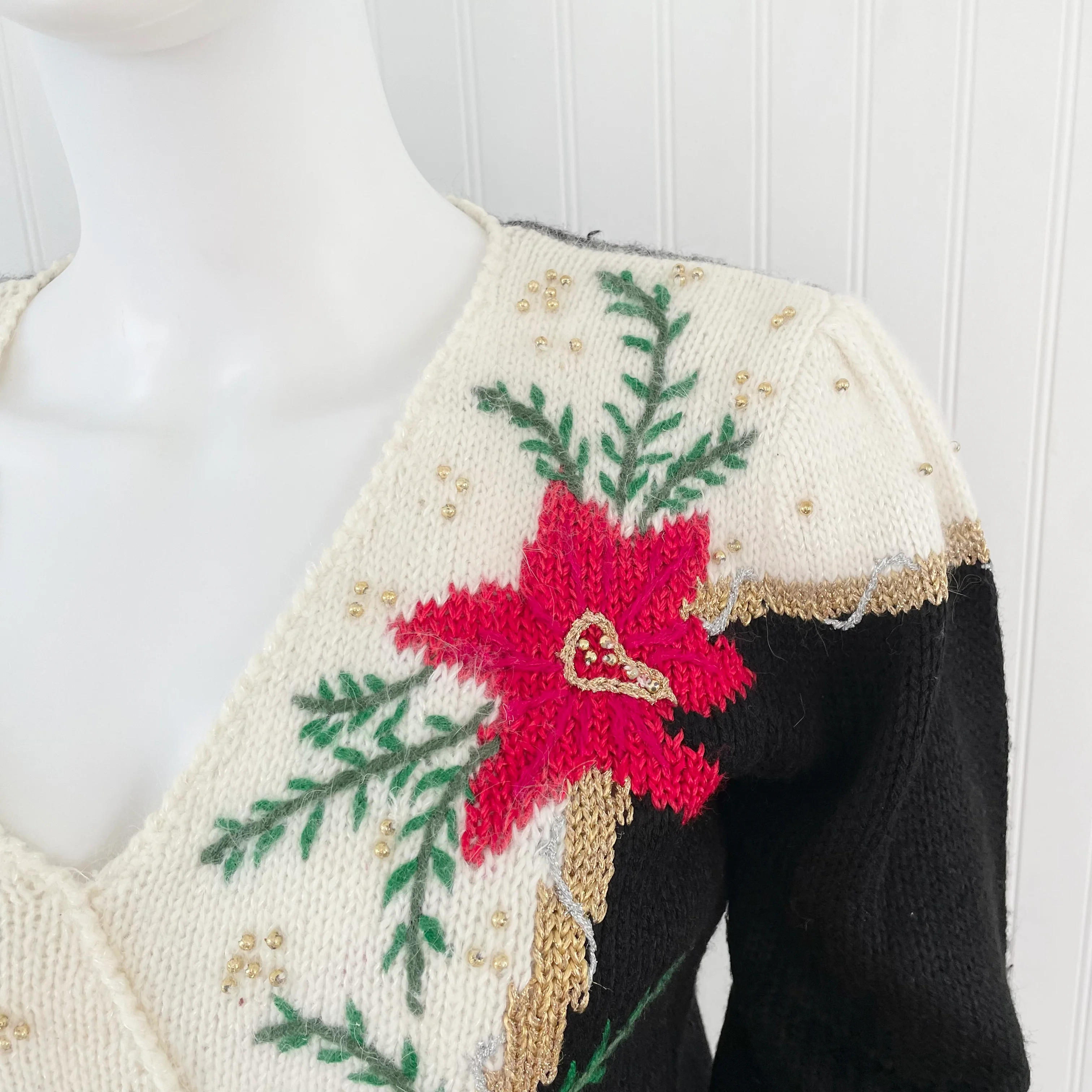 80s/90s Poinsettia Holiday Sweater By Dana Scott - Image 7