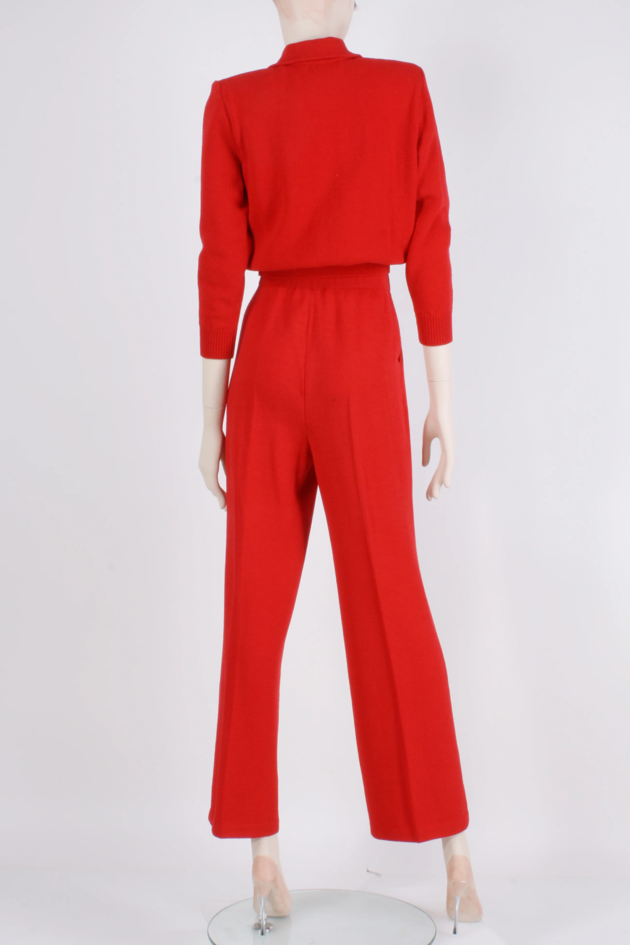 80s/90s Red Santana Knit Crop Shirt Top Pant Suit Set By St. John - Image 4