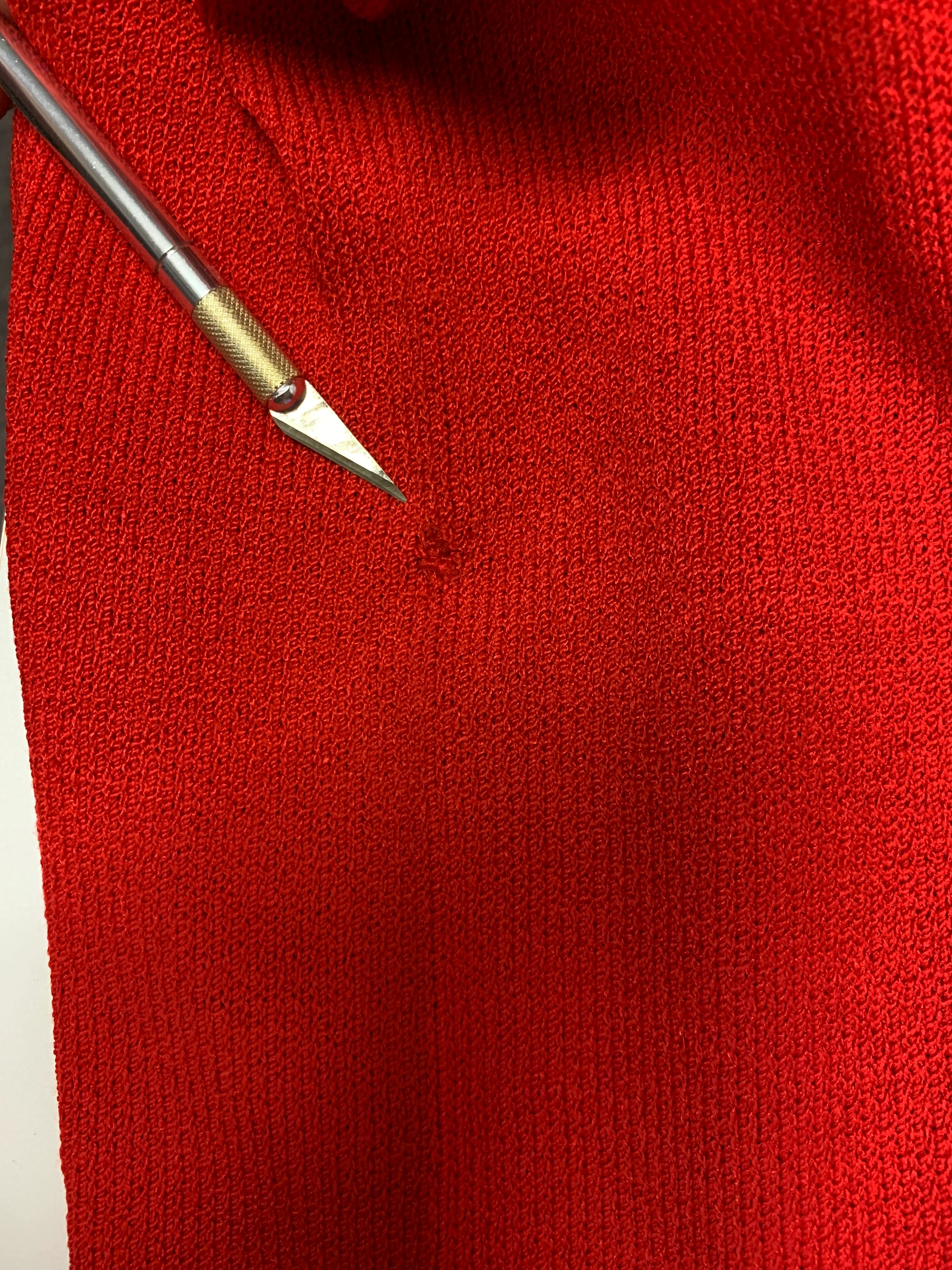 80s/90s Red Santana Knit Crop Shirt Top Pant Suit Set By St. John - Image 9