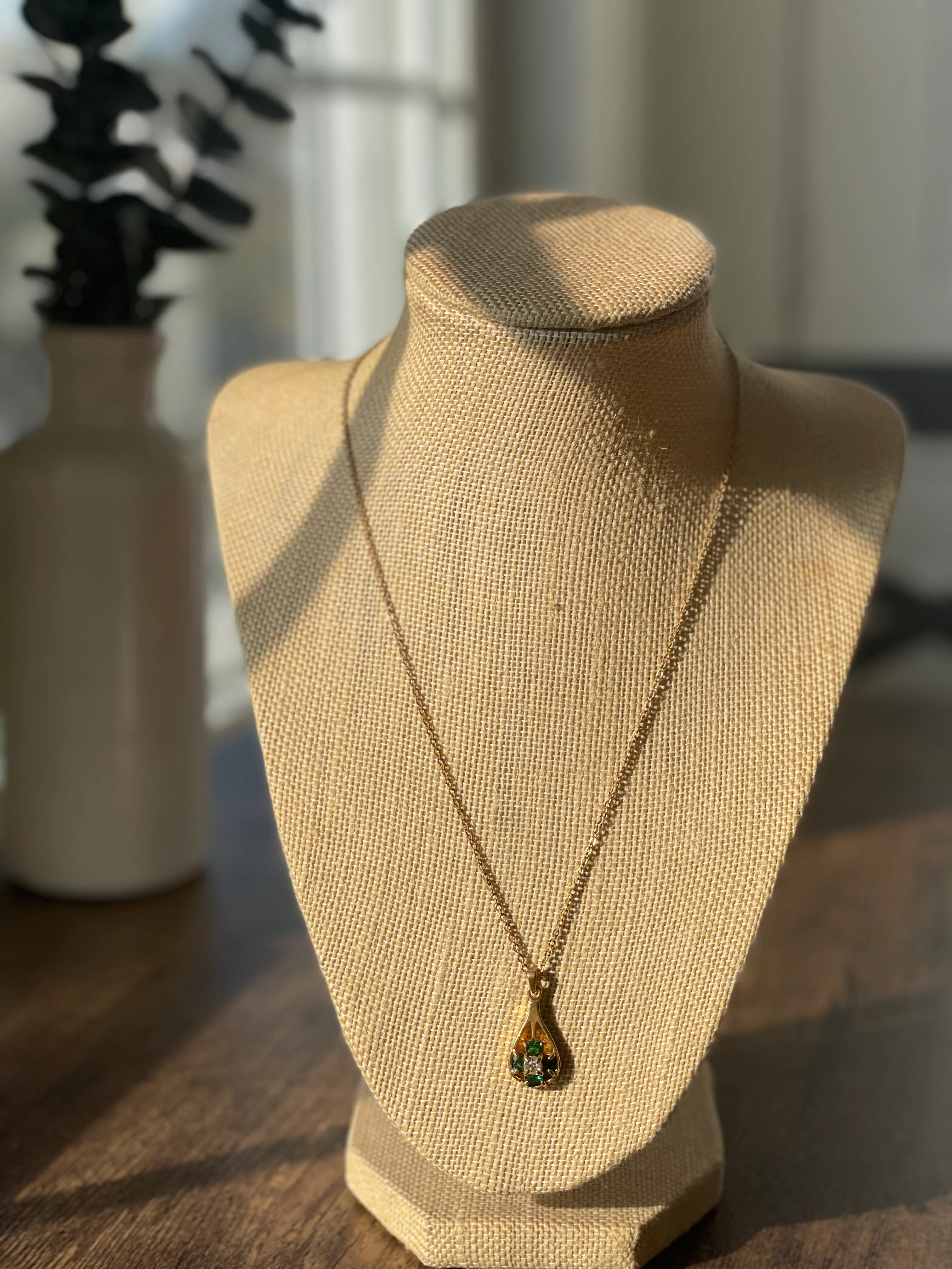 80s/90s Rhinestone Shamrock Pendant Necklace - Image 7