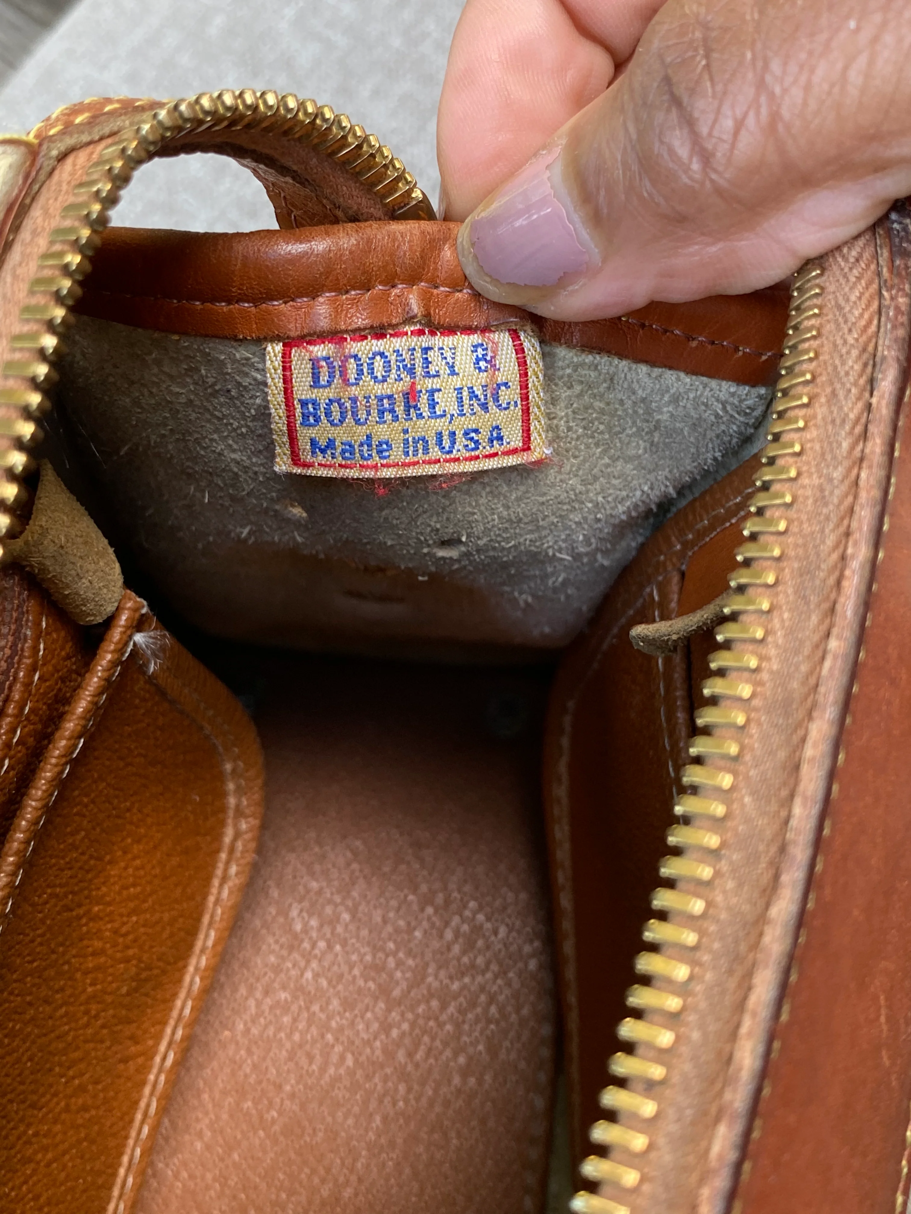 80s/90s Satchel With Crossbody Strap Genuine Leather By Dooney & Bourke - Image 4