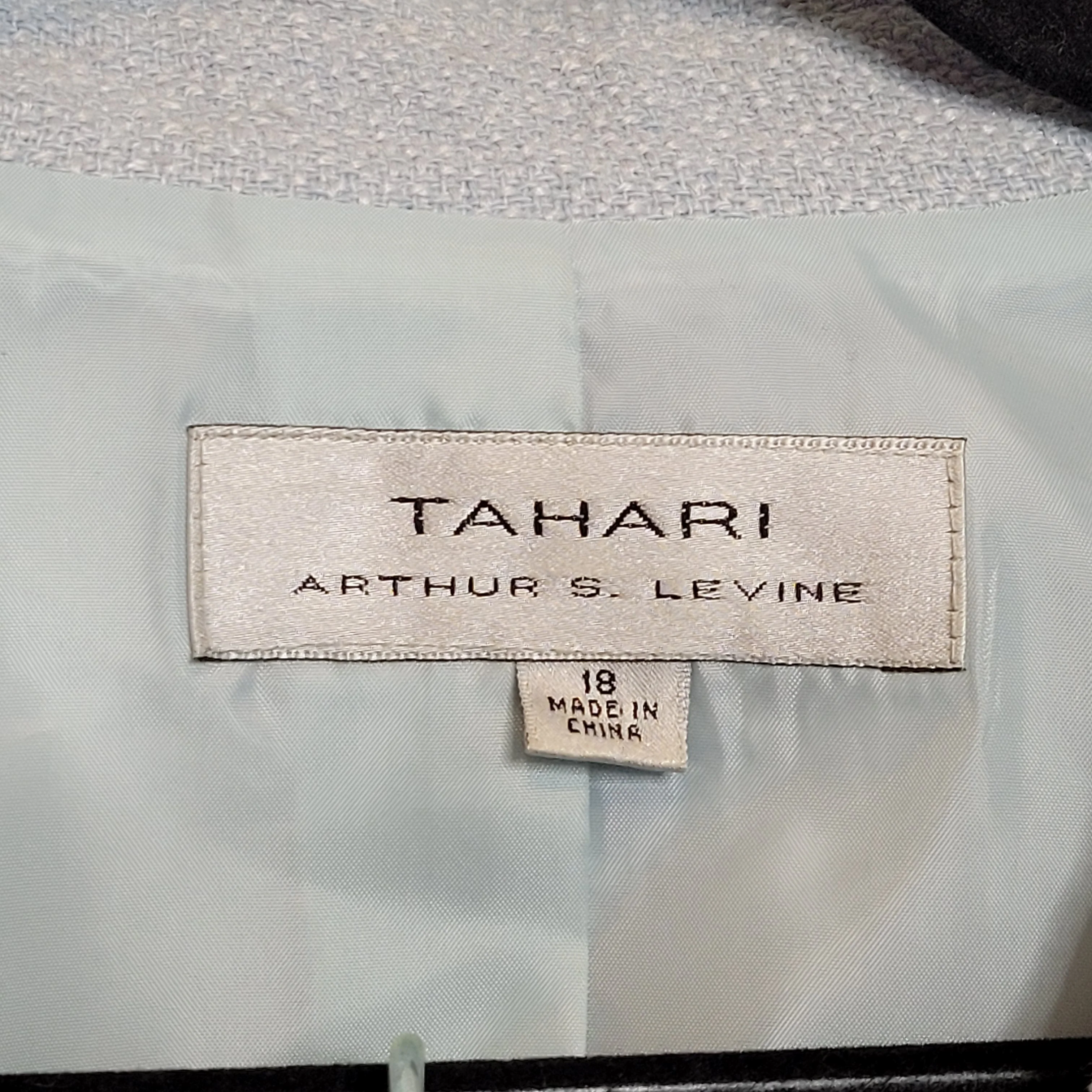 80s/90s Skirt Suit Two Piece Pale Baby Blue Size 18 By Tahari Arthur Levine - Image 4