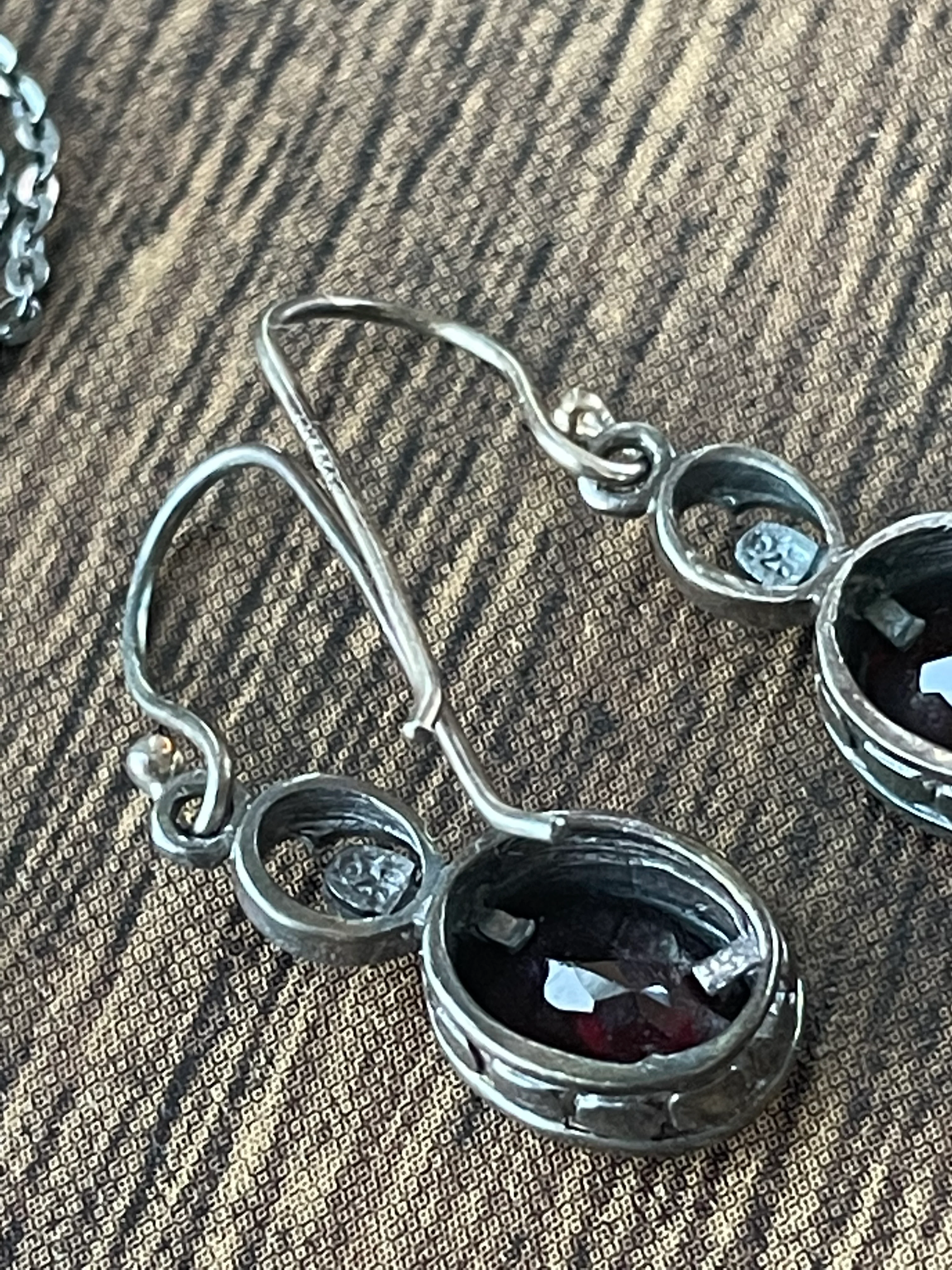 80s/90s Sterling And Garnet Earring And Necklace Set - Image 9