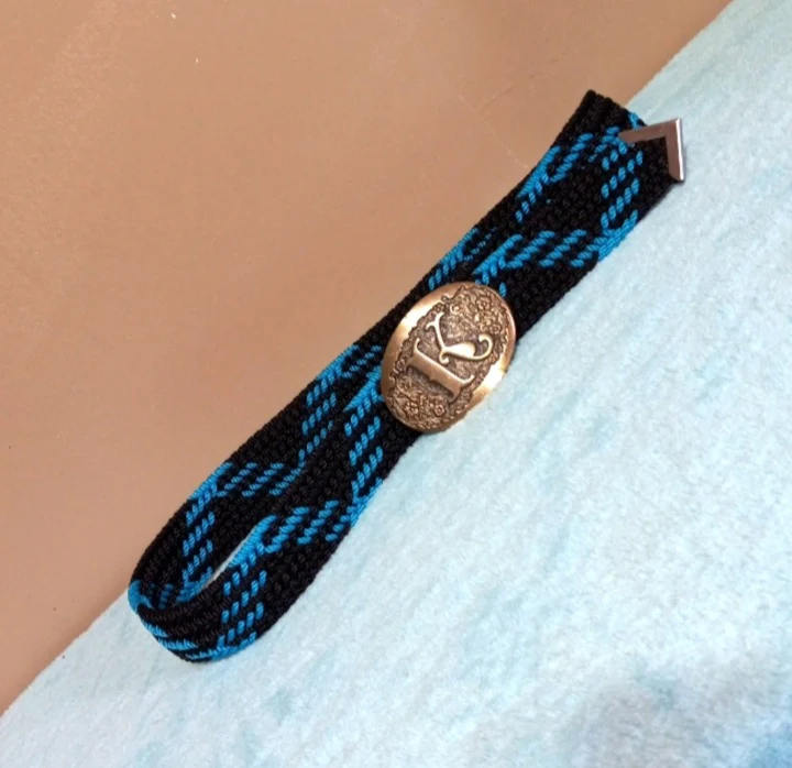 80s/90s Two Tone Aqua Black Woven Western Belt - Image 3