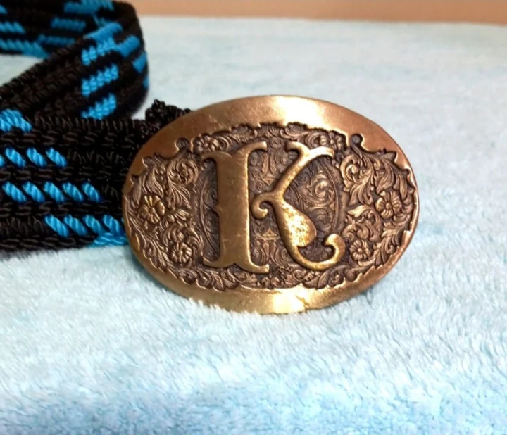 80s/90s Two Tone Aqua Black Woven Western Belt - Image 4