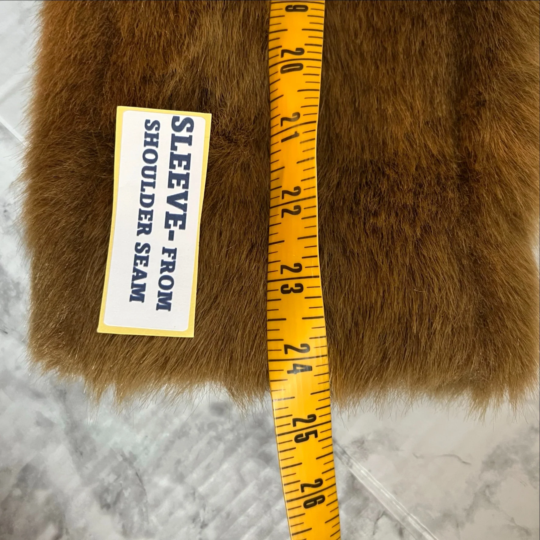 80s/90s Vintage Faux Fur Camel Beige Short Coat By Newport News - Image 10