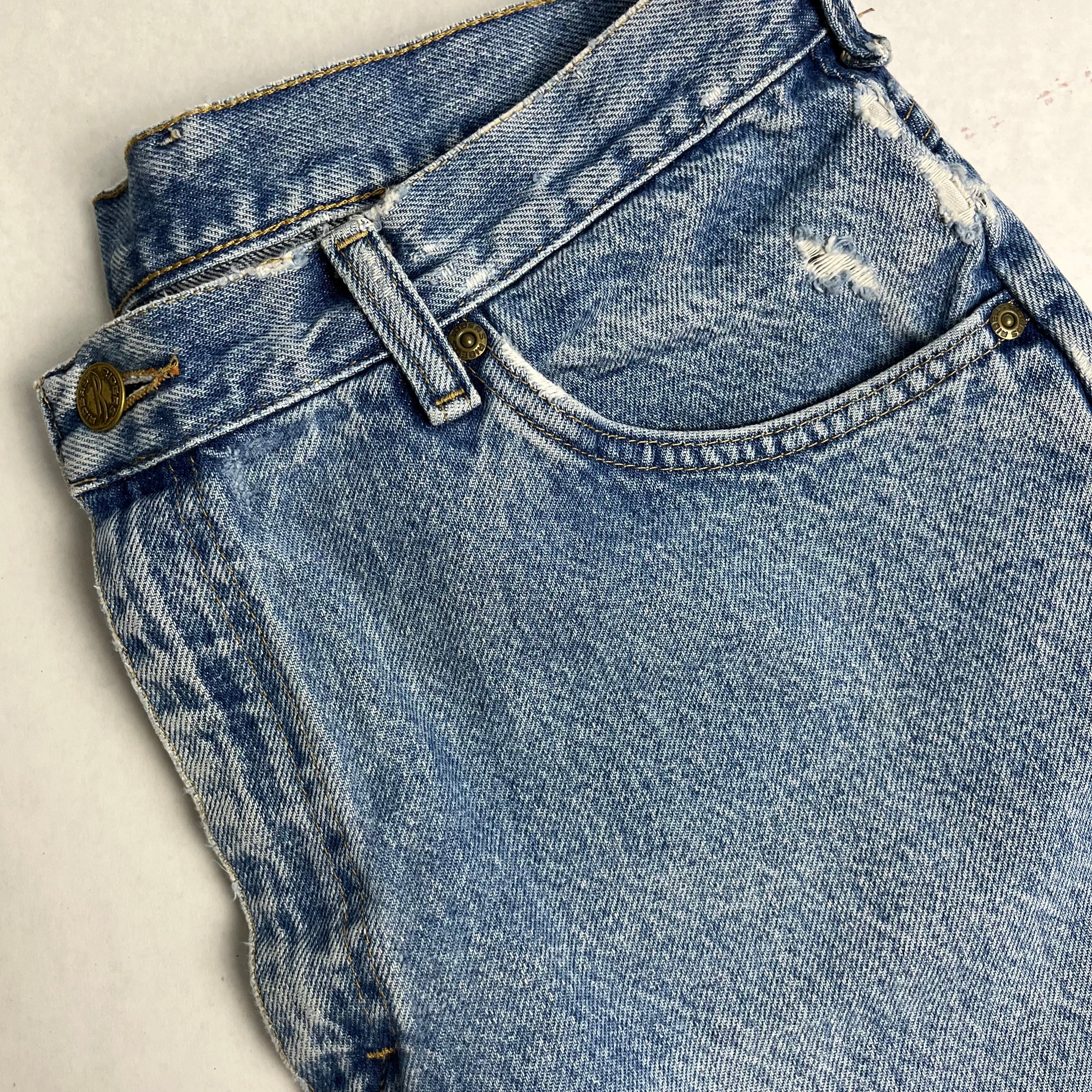 80s/90s Vintage Stonewashed Denim Jeans By Lee - Image 4
