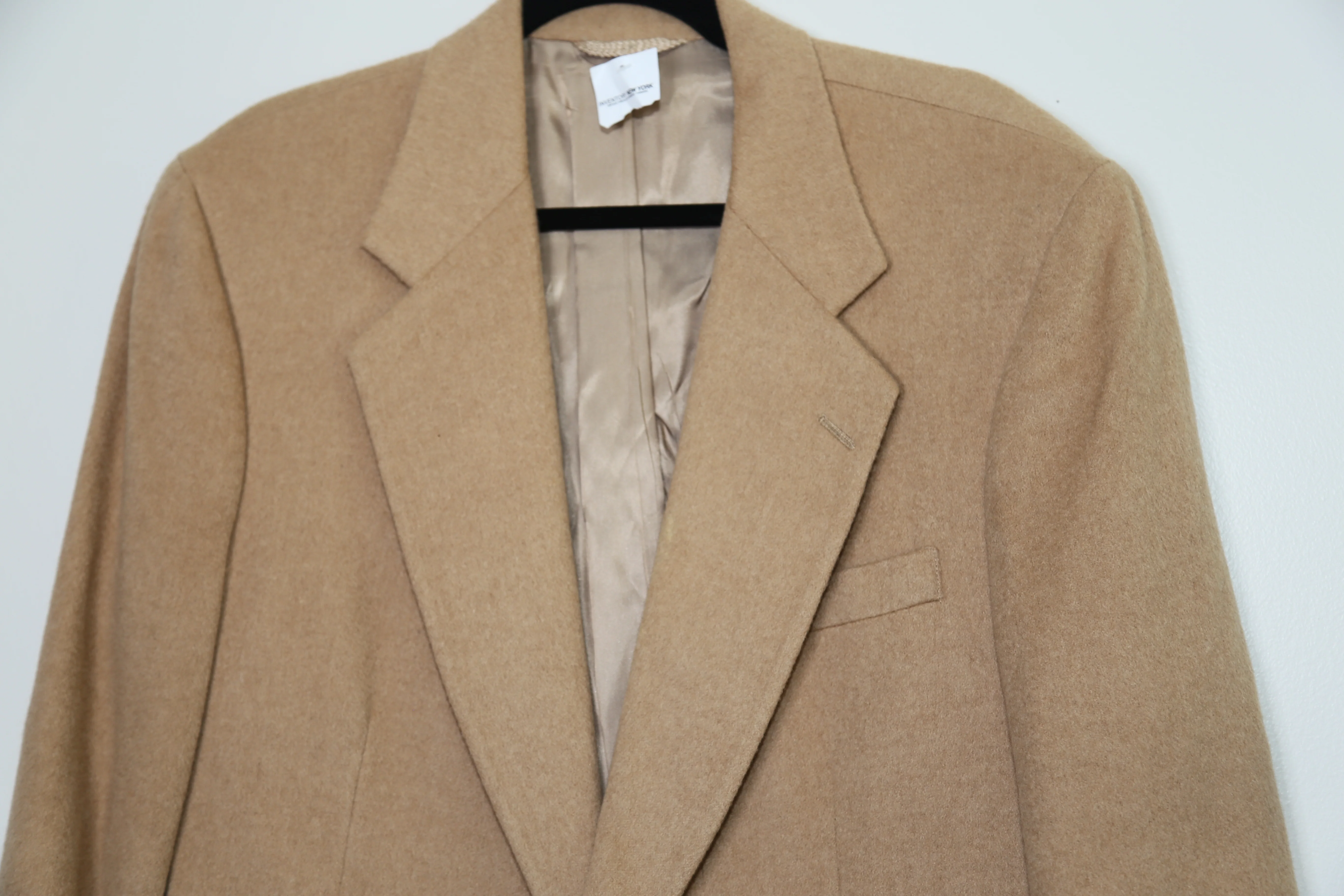 80s/90s Vintage Tan Camel Hair Wool Two Button Blazer - Image 3