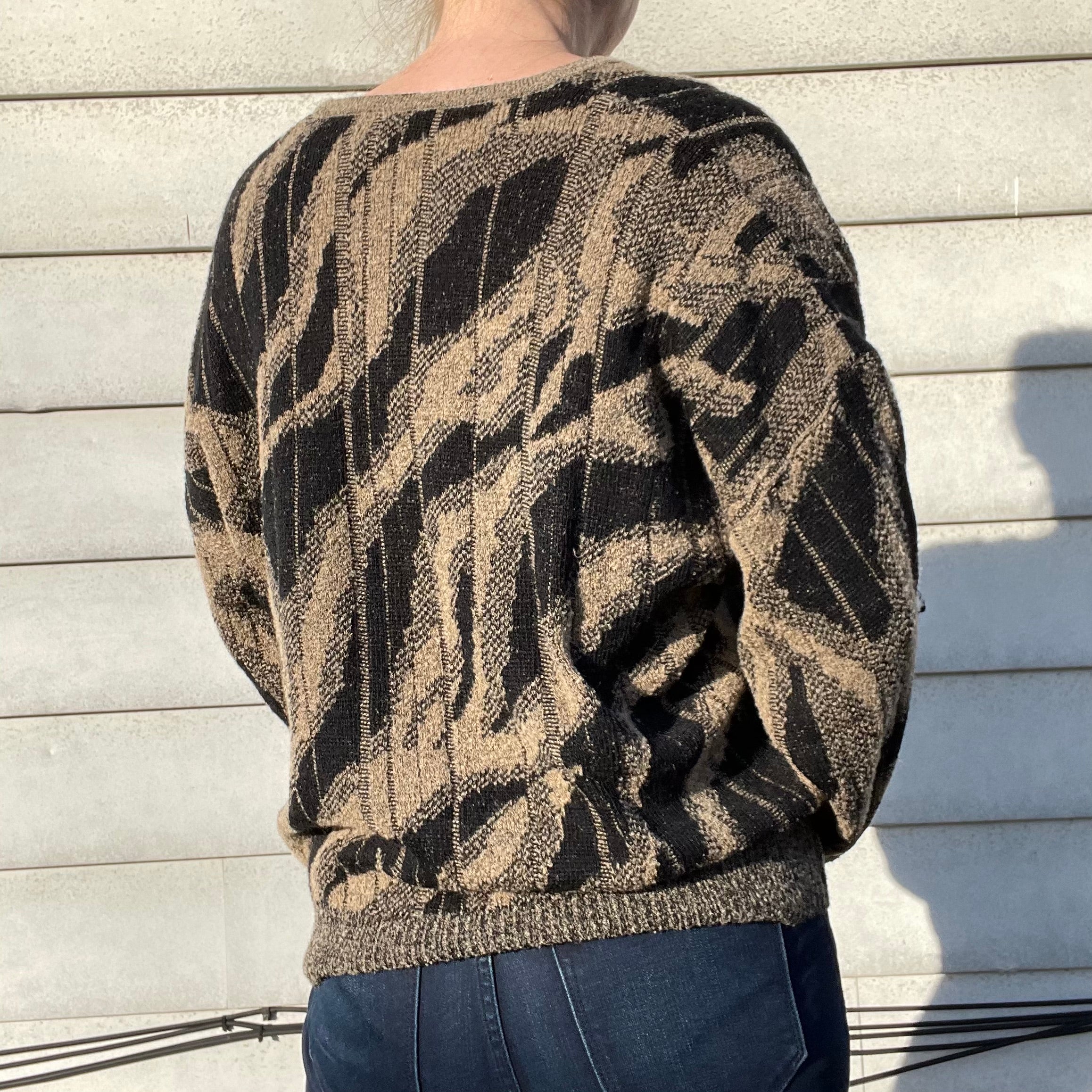 80s/90s Vintage Wool Blend Abstract Print Knit Sweater By St Croix Knits - Expressly for Gallagher Chicago - Image 11