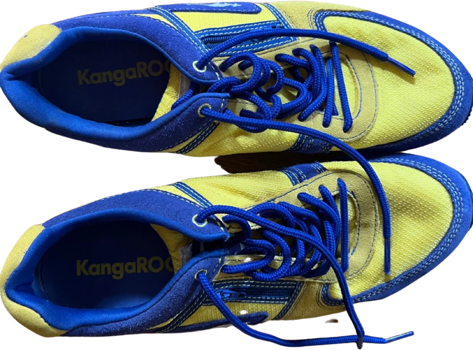 80s/90s Yellow And Blue Kangaroos Sneakers With Pockets By Kangaroos