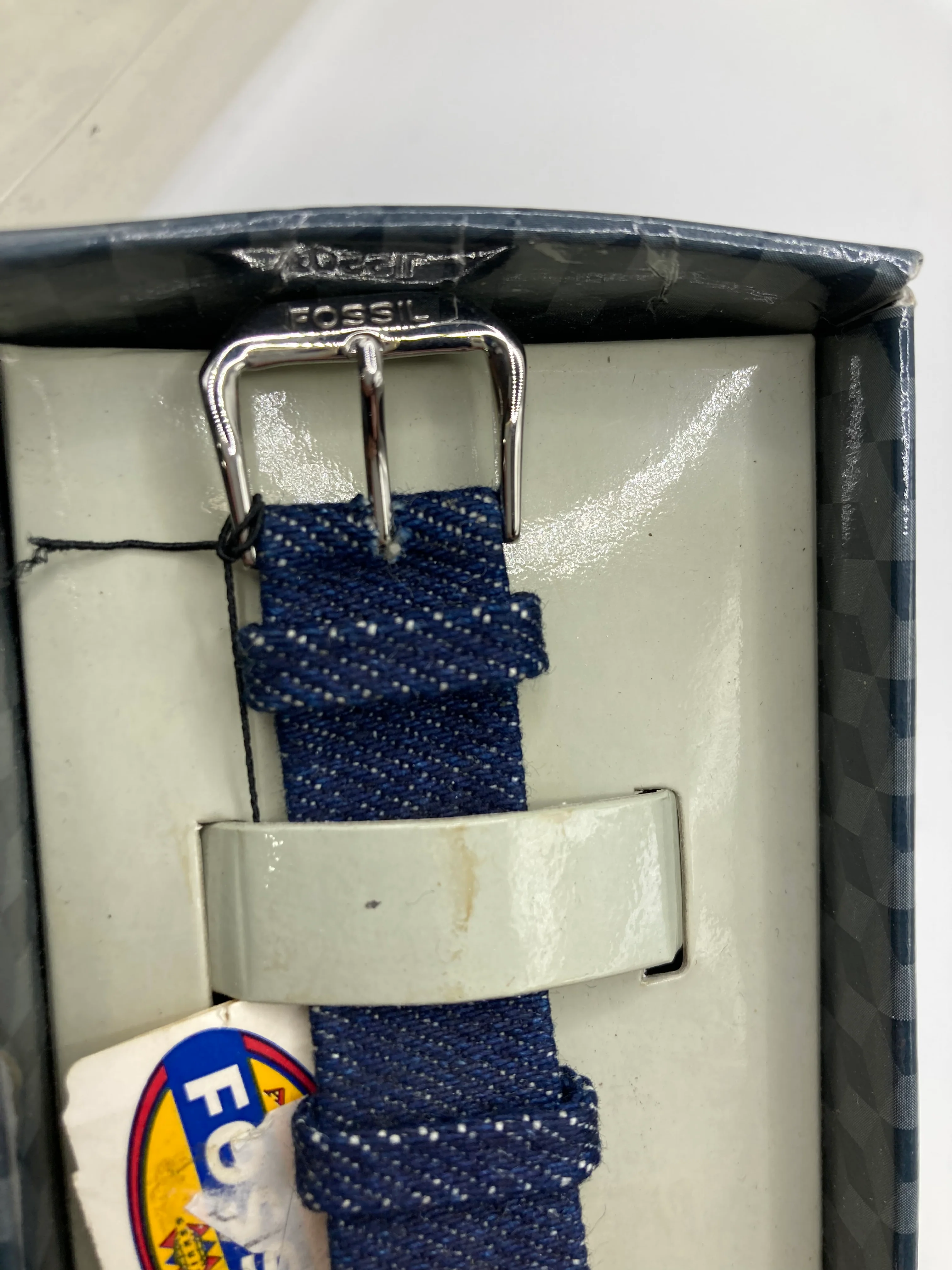 80s American Patriotic Flag Denim Band Jr8059 Watch By Fossil - Image 8