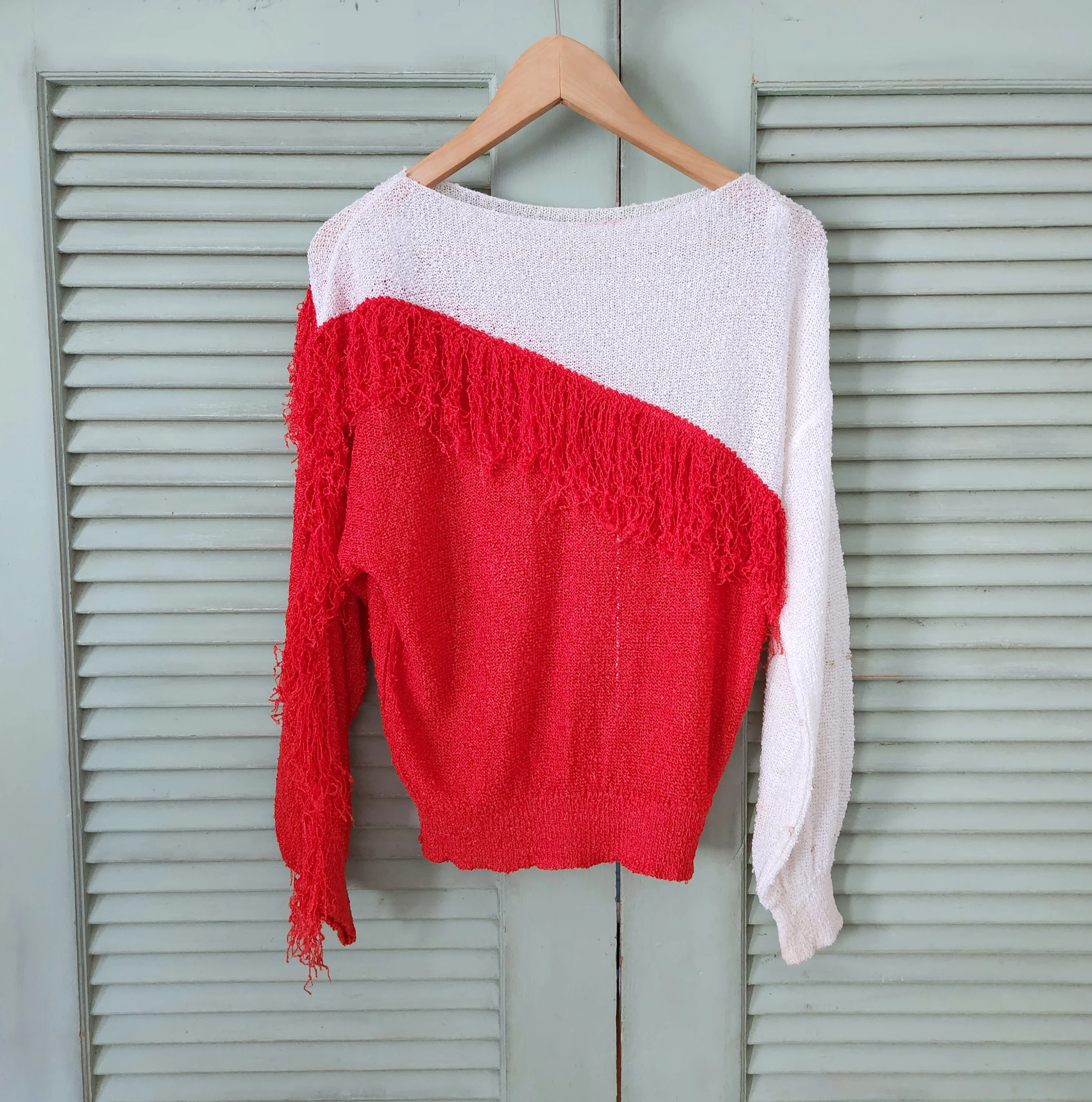 80s Asymmetric Colorblock Red And White Fringe Sweater by French Rags - Image 12