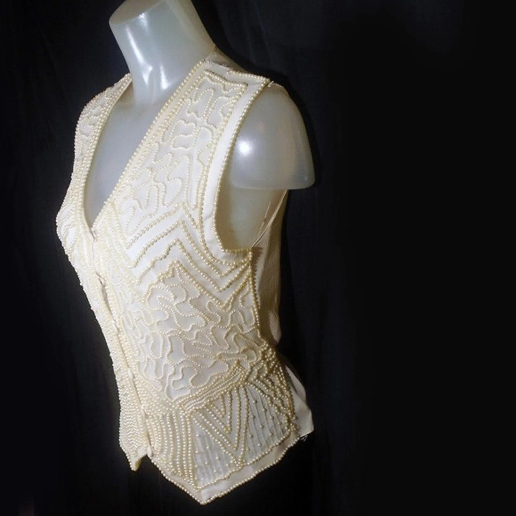 80s Pearl Beaded Vest Or Sleeveless Formal Top By Other Destination - Image 10