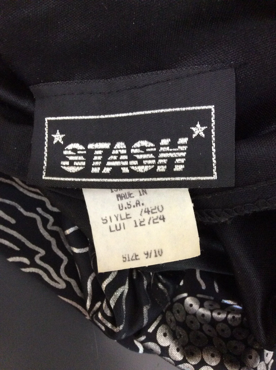 80's Black and Silver Ruched Cocoon Dress by Stash - Image 5